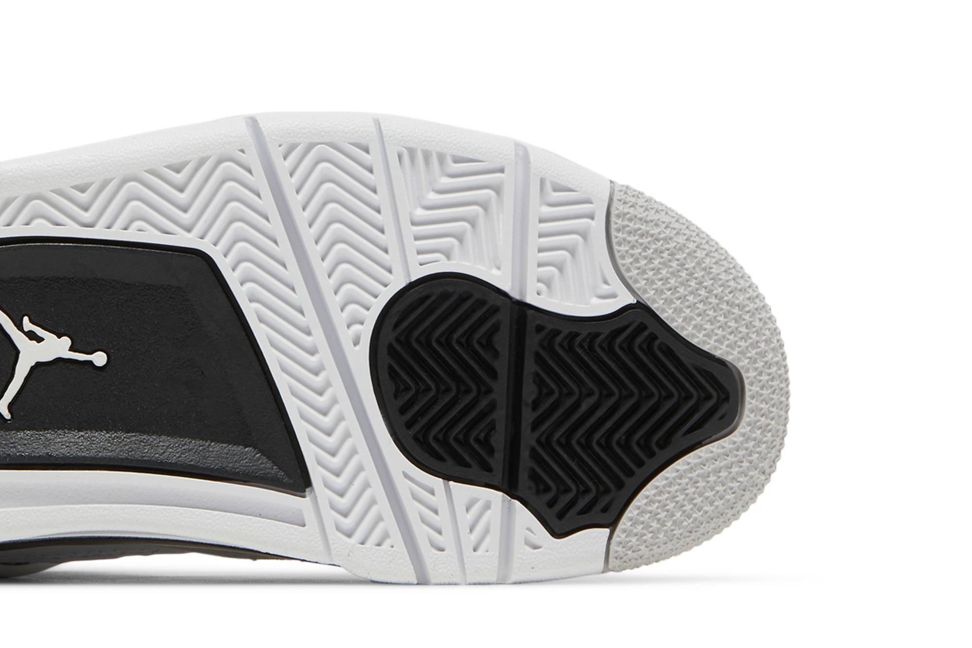 (Grade School) Air Jordan 4 Retro ‘Military Black’ 408452-111