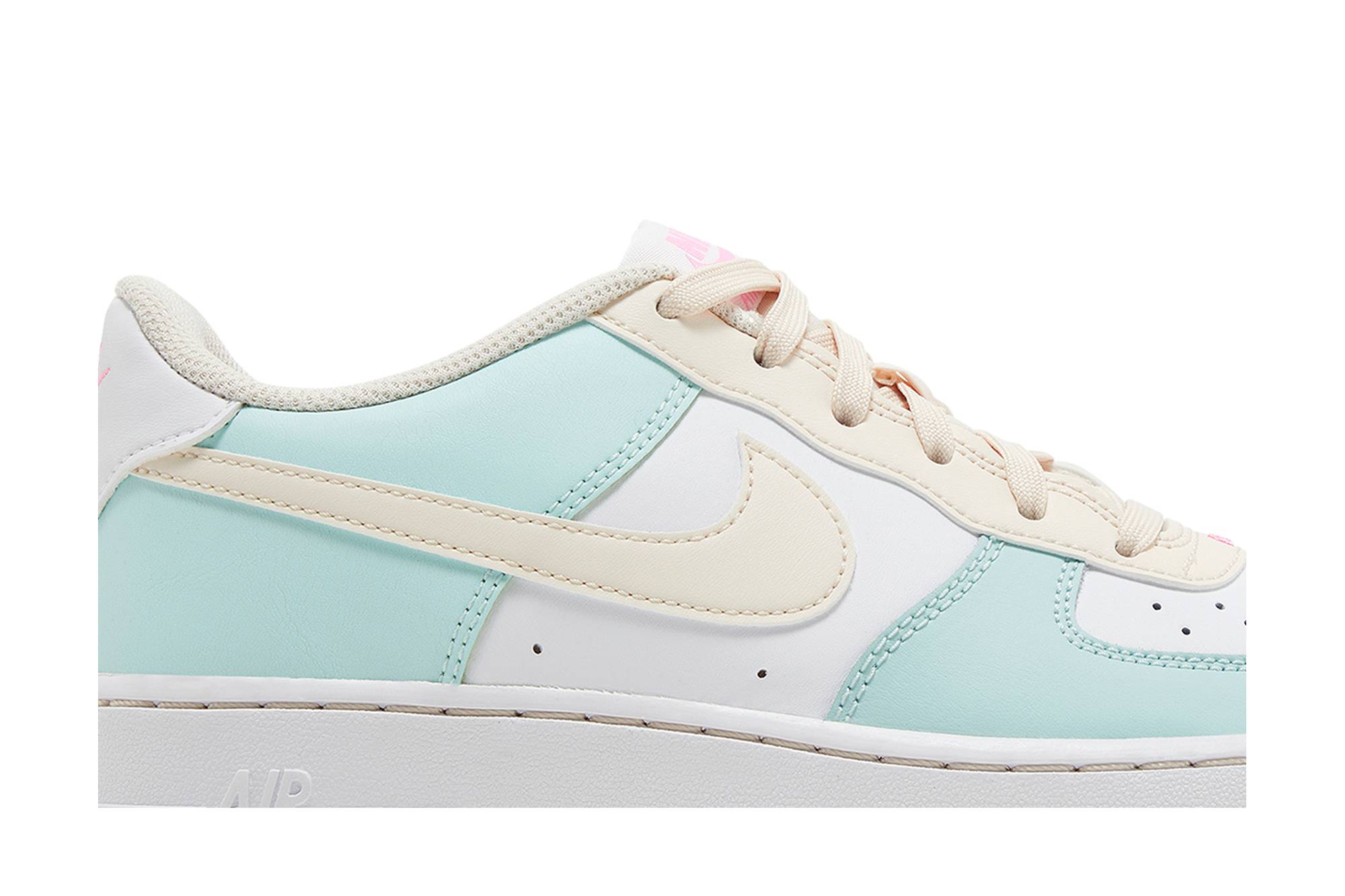 (Grade School) Nike Air Force 1 ‘Emerald Rise Guava Ice’ DV7762-300
