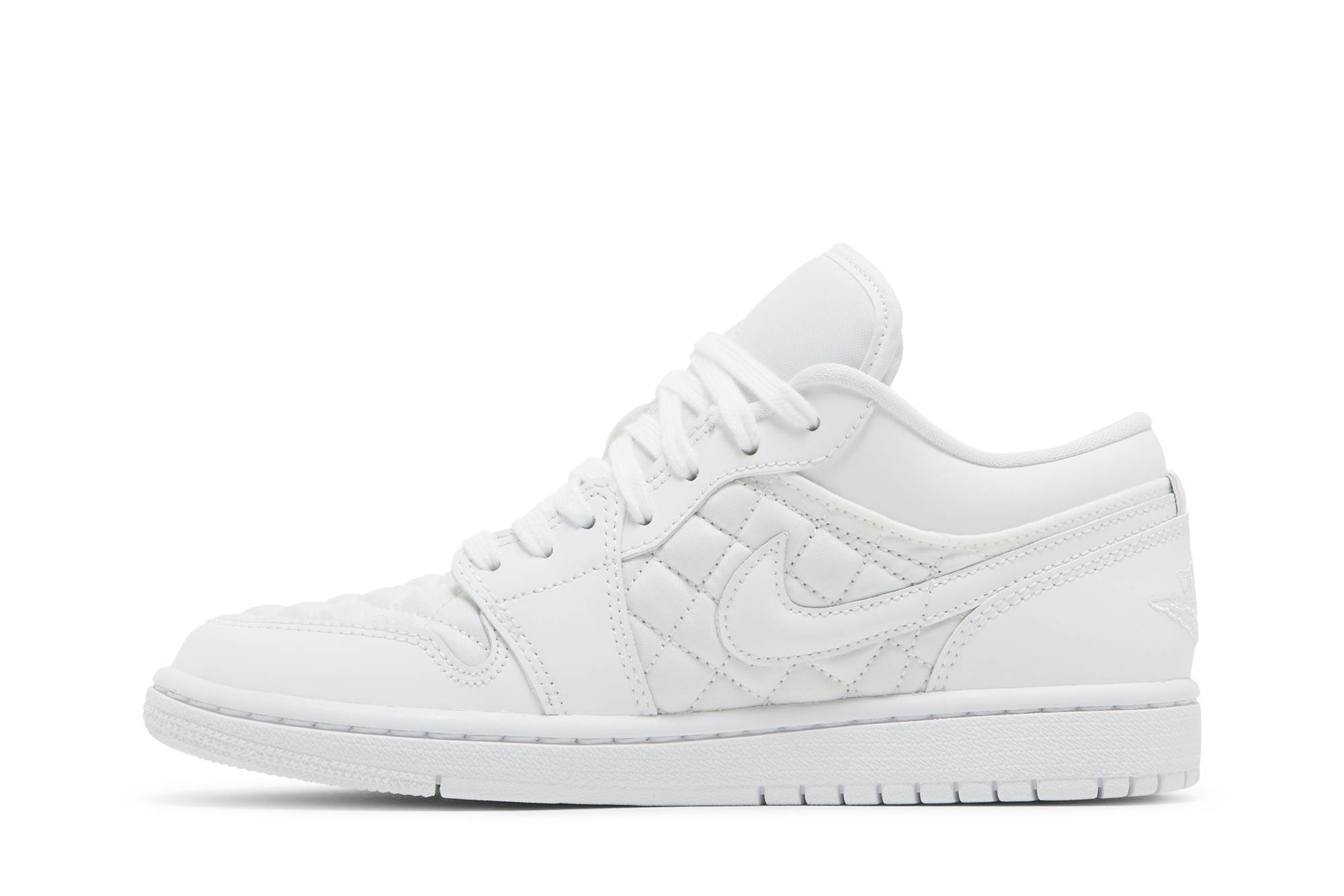 (Women) Air Jordan 1 Low Quilted ‘Triple White’ DB6480-100