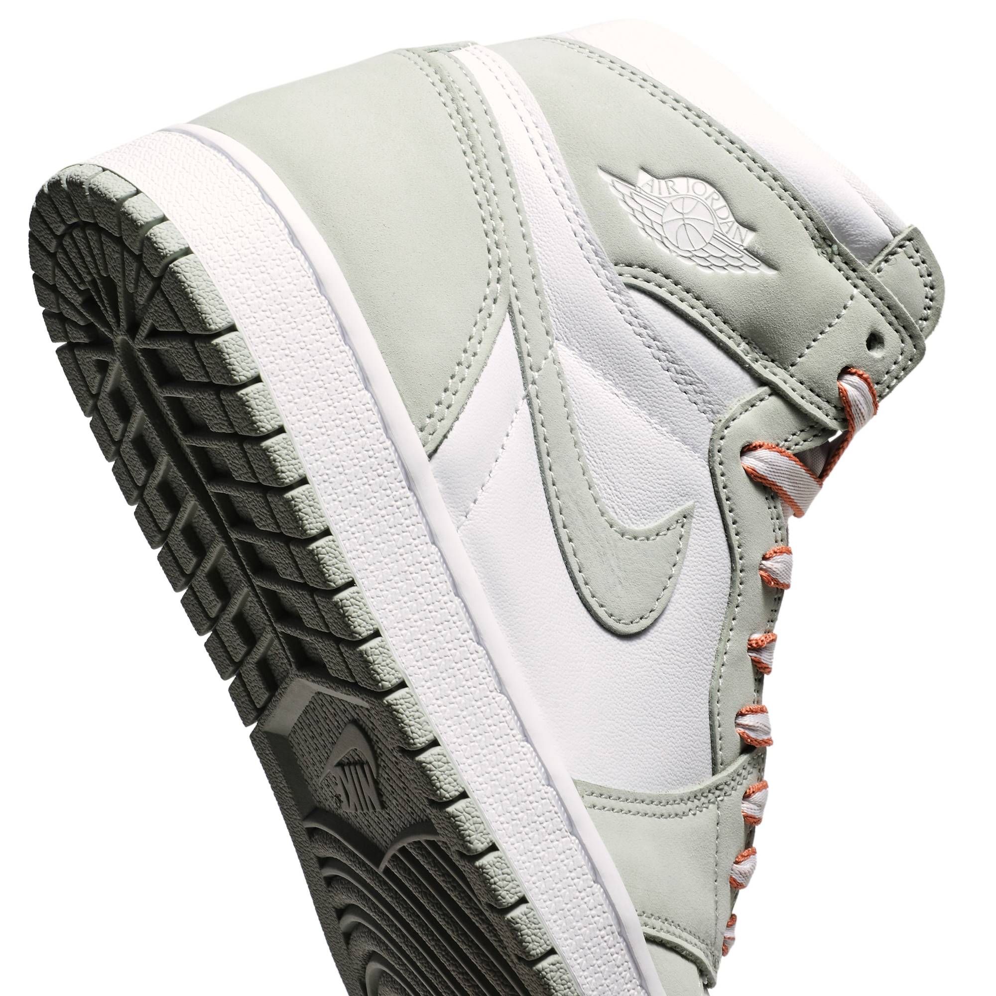 (Women) Air Jordan 1 Retro High OG Seafoam CD0461-002 Nicesnk