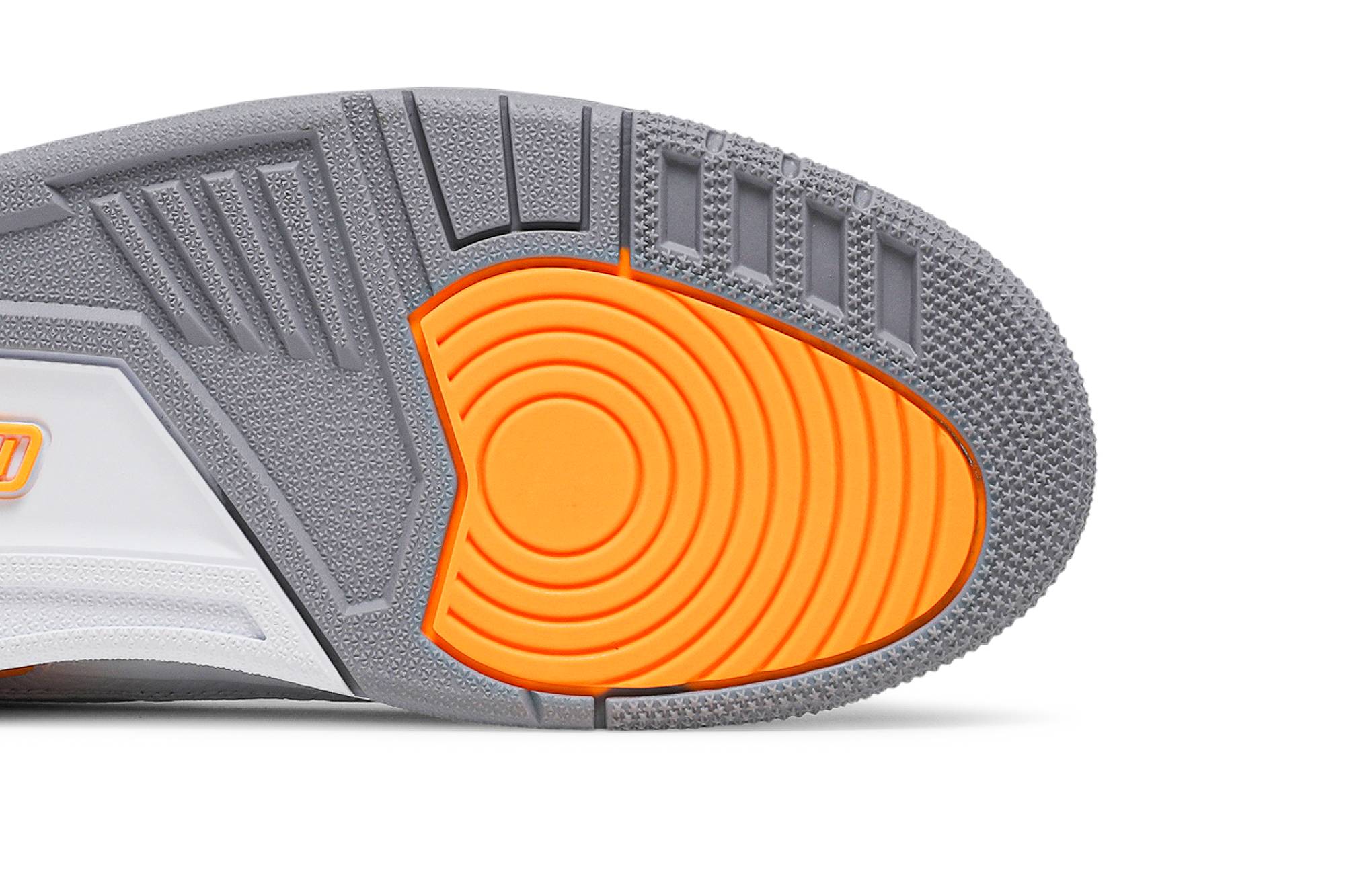 (Women) Air Jordan 3 Retro ‘Laser Orange’ CK9246-108