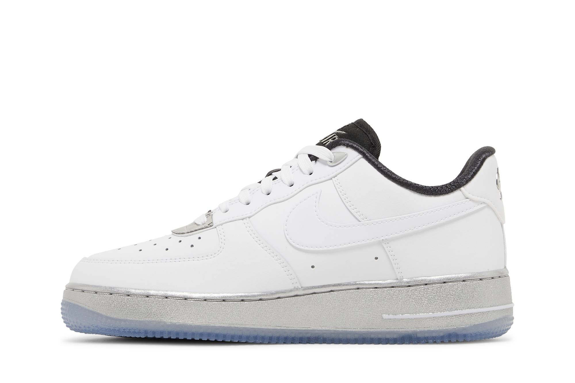 (Women) Nike Air Force 1 07 SE ‘Chrome Pack – White’ DX6764-100