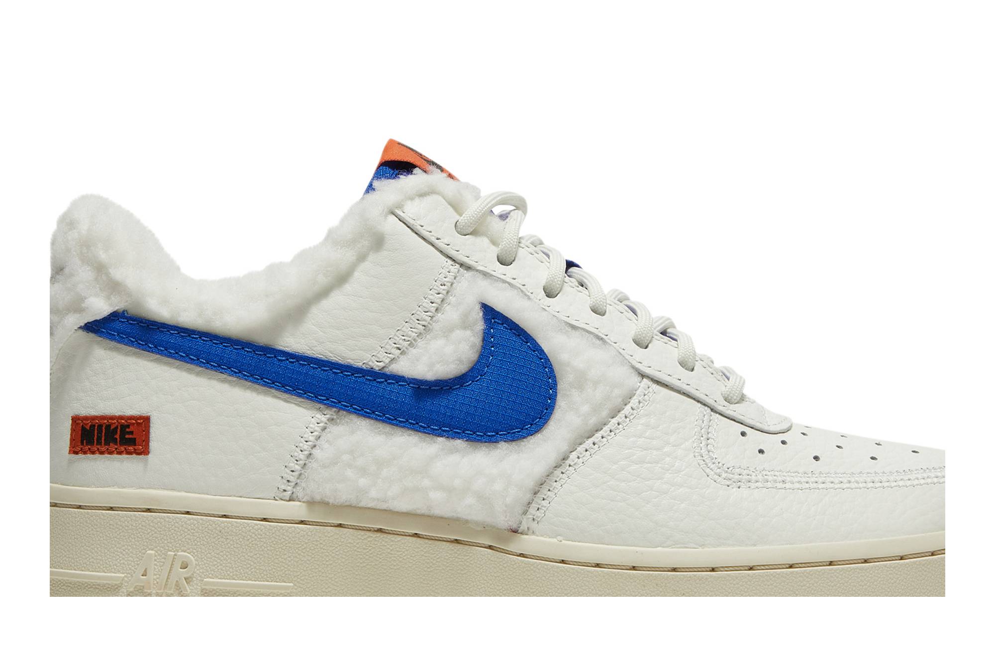 (Women) Nike Air Force 1 07 Sherpa Fleece DO6680-100 Nicesnk