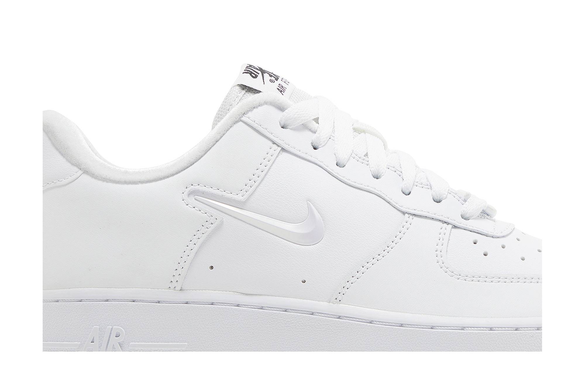 (Women) Nike Air Force 1 ’07 SE ‘Dance – White’ FB8251-100
