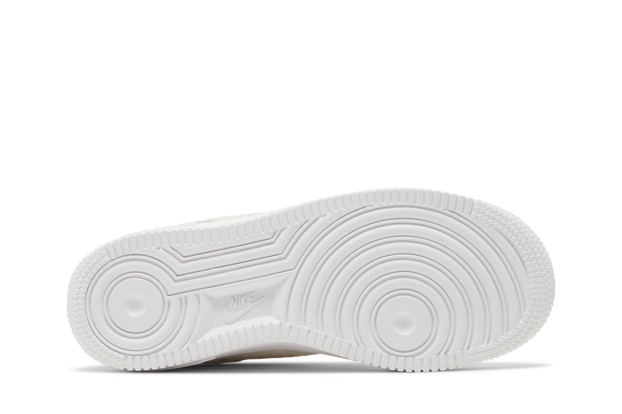 (Women) Nike Air Force 1 ’07 SE ‘Flower Swoosh’ DO9458-100