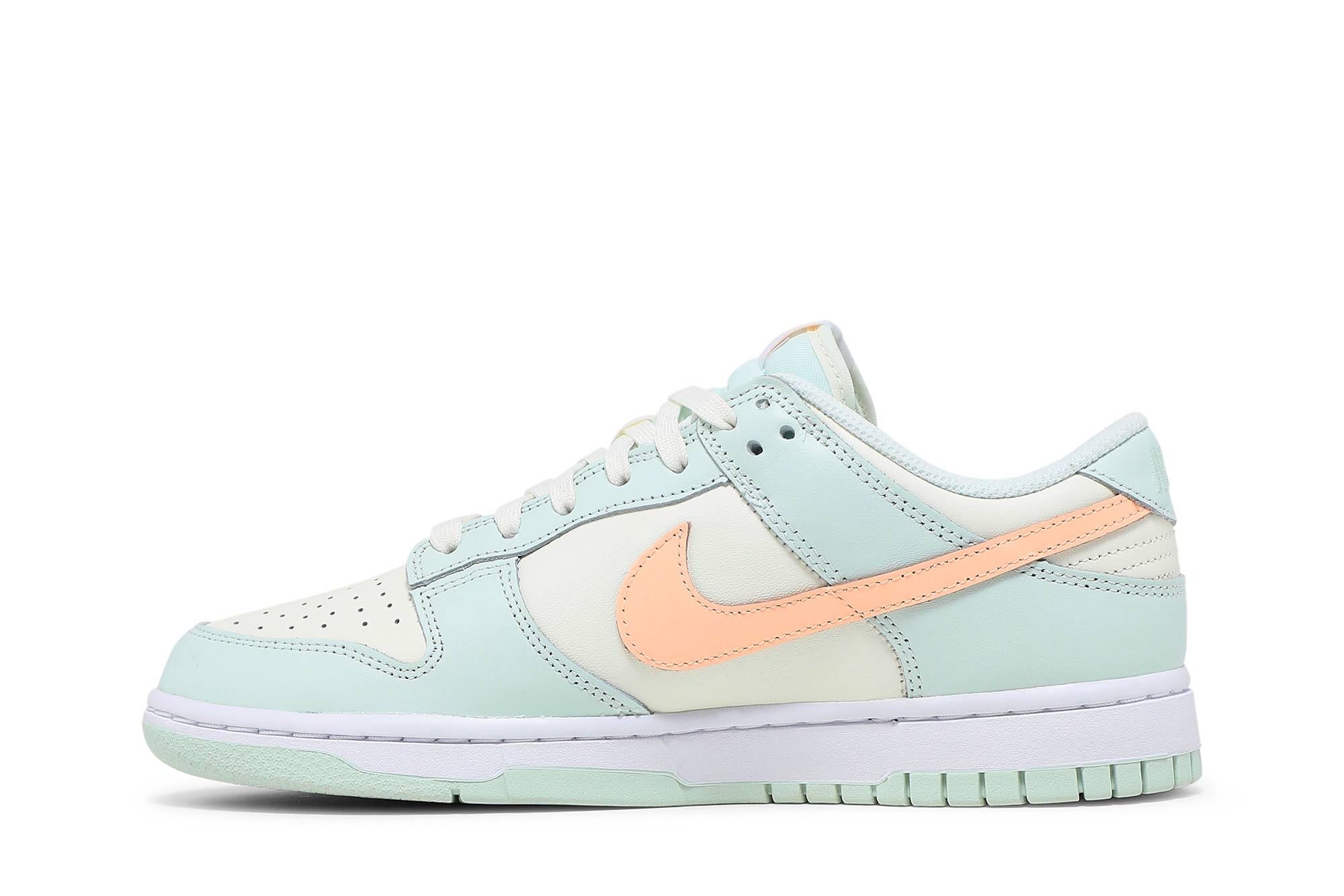 (Women) Nike Dunk Low ‘Barely Green’ DD1503-104
