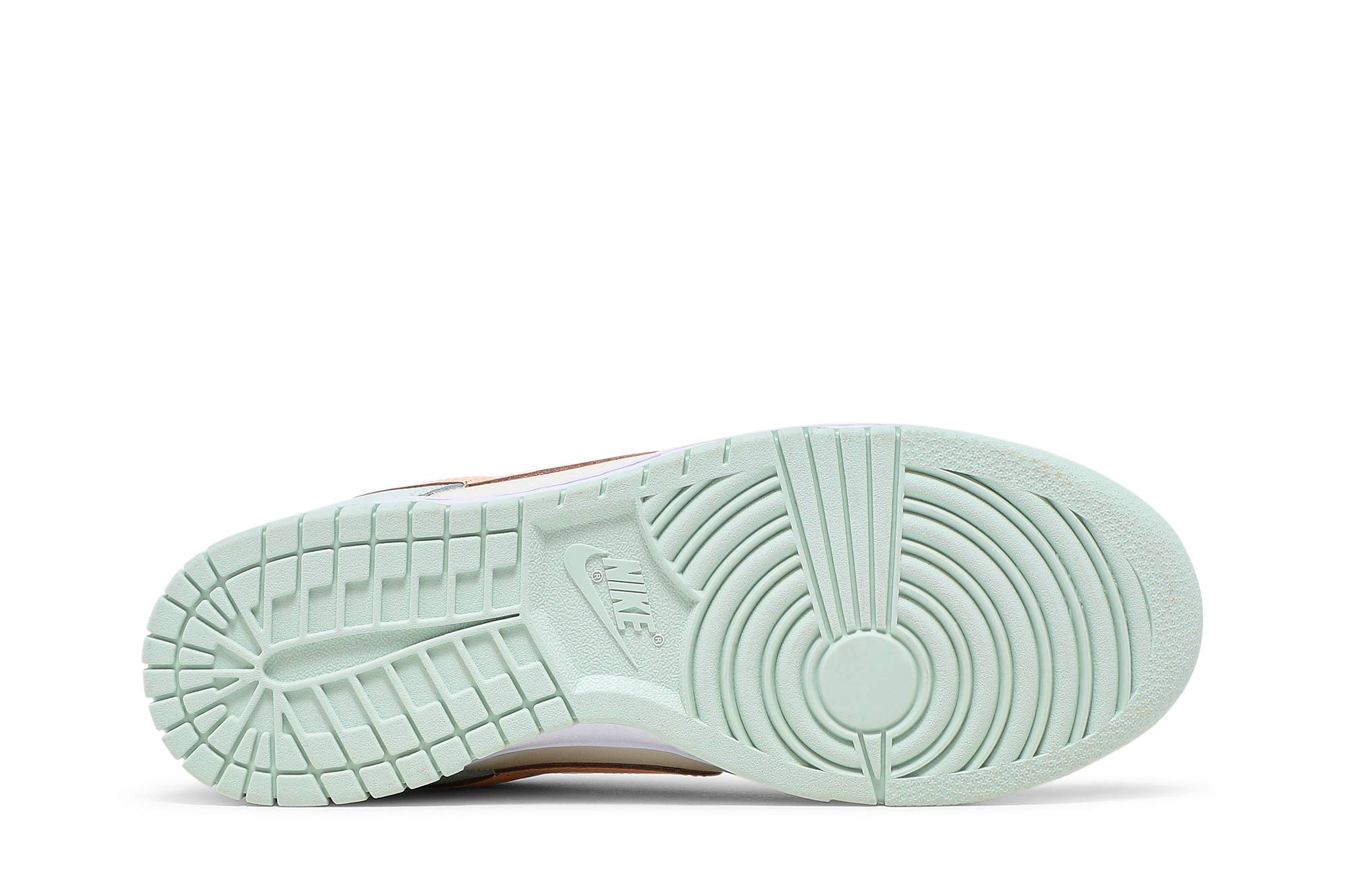 (Women) Nike Dunk Low ‘Barely Green’ DD1503-104