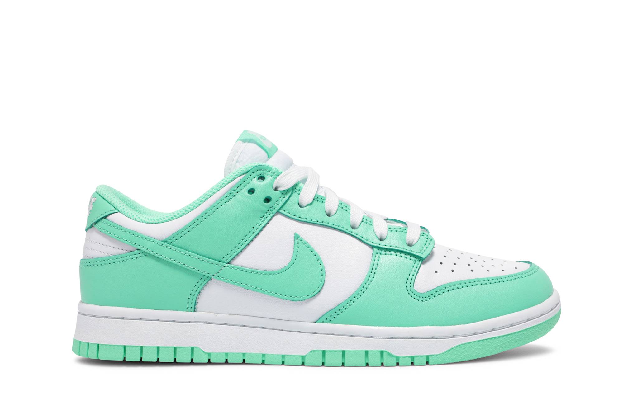 (Women) Nike Dunk Low ‘Green Glow’ [also worn by BTS V] DD1503-105
