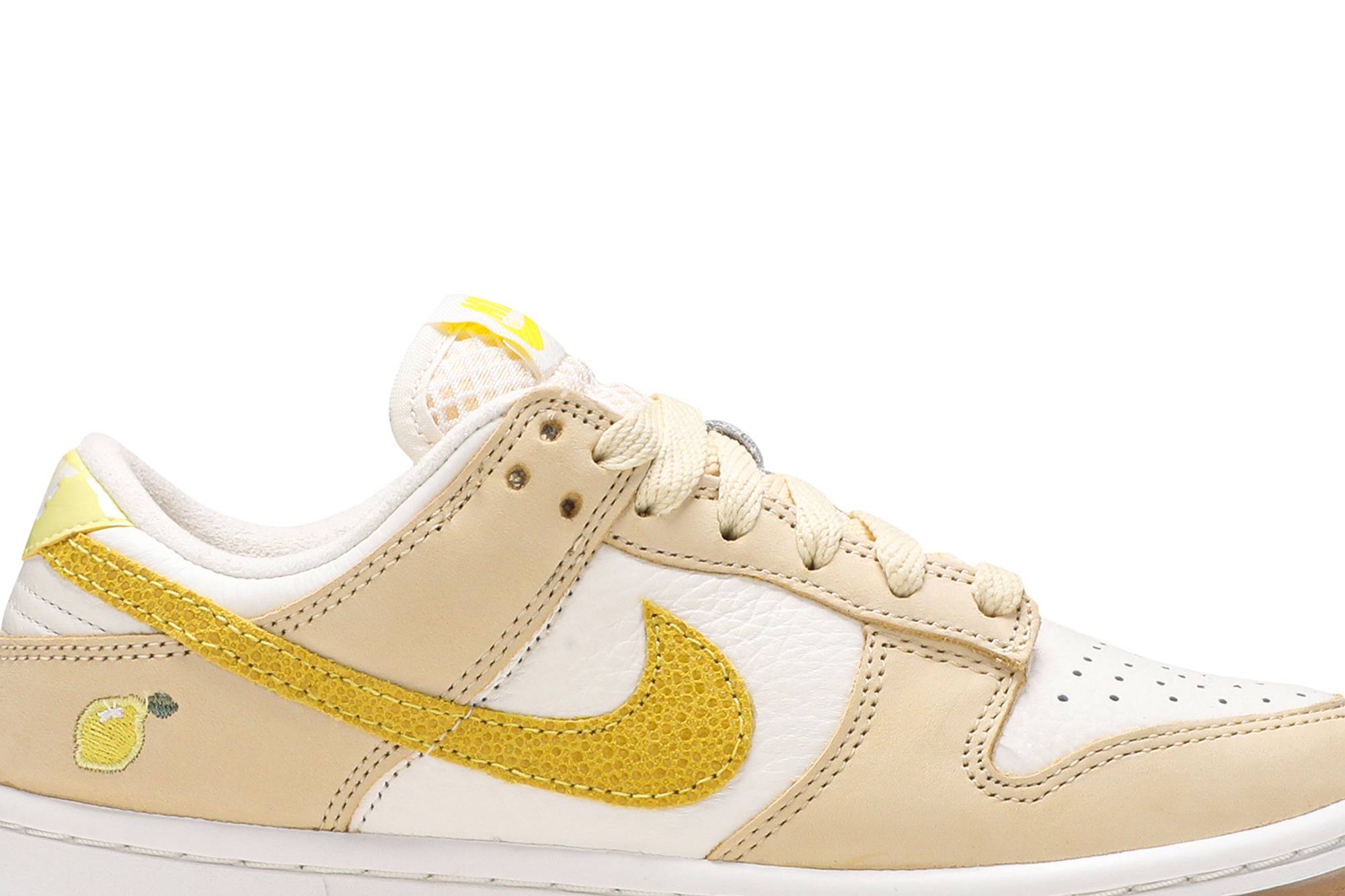 (Women) Nike Dunk Low ‘Lemon Drop’ DJ6902-700