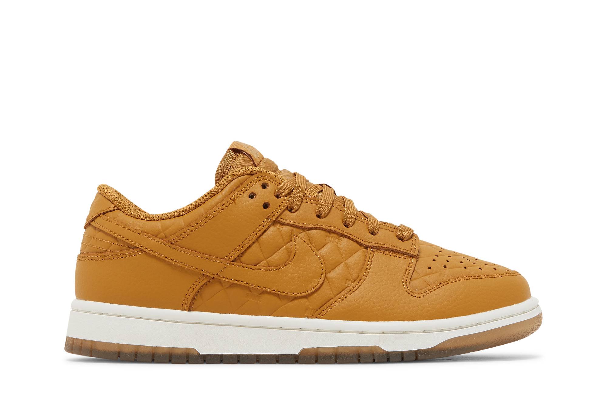 (Women) Nike Dunk Low ‘Quilted Wheat''(Wmns) DX3374-700