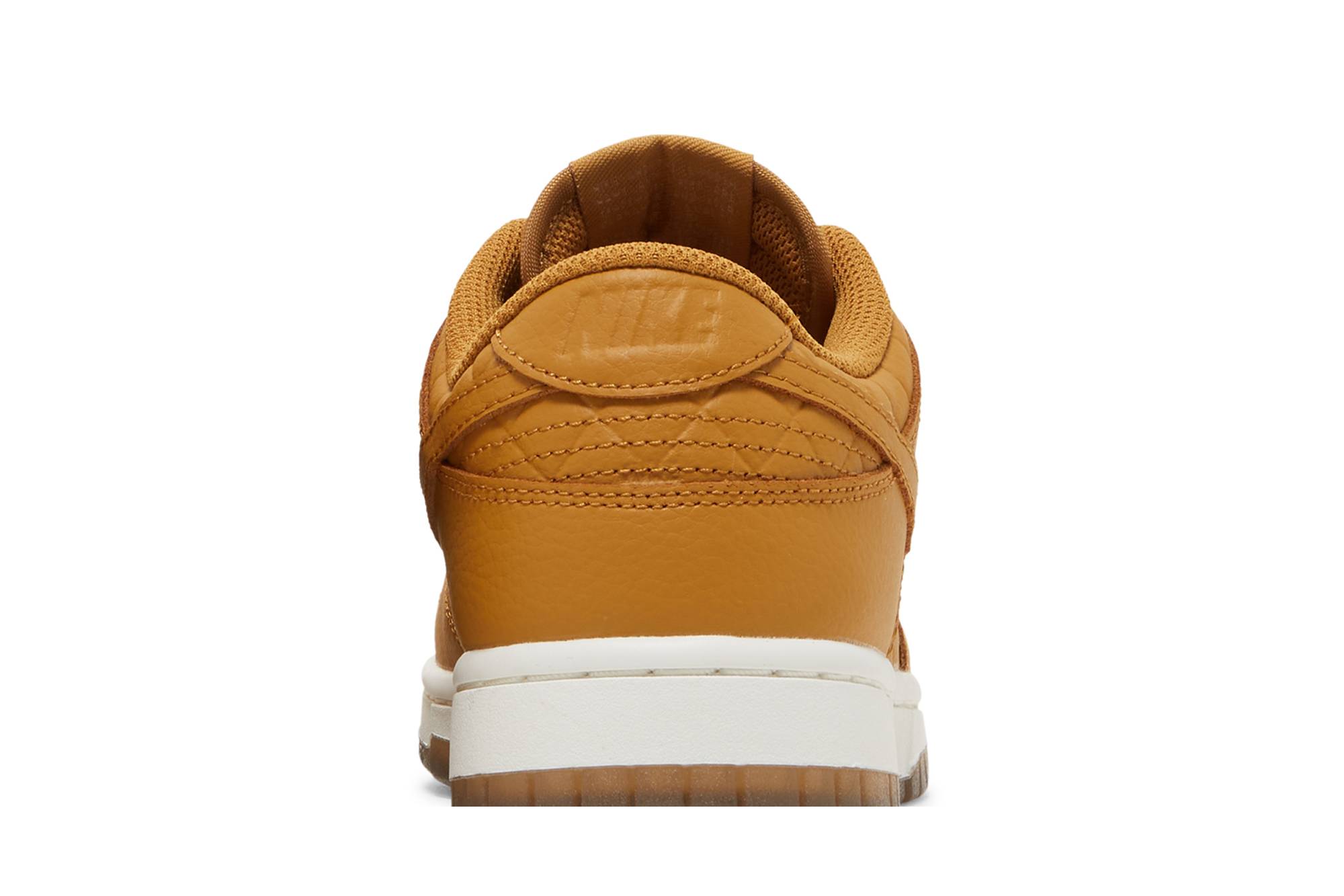 (Women) Nike Dunk Low ‘Quilted Wheat