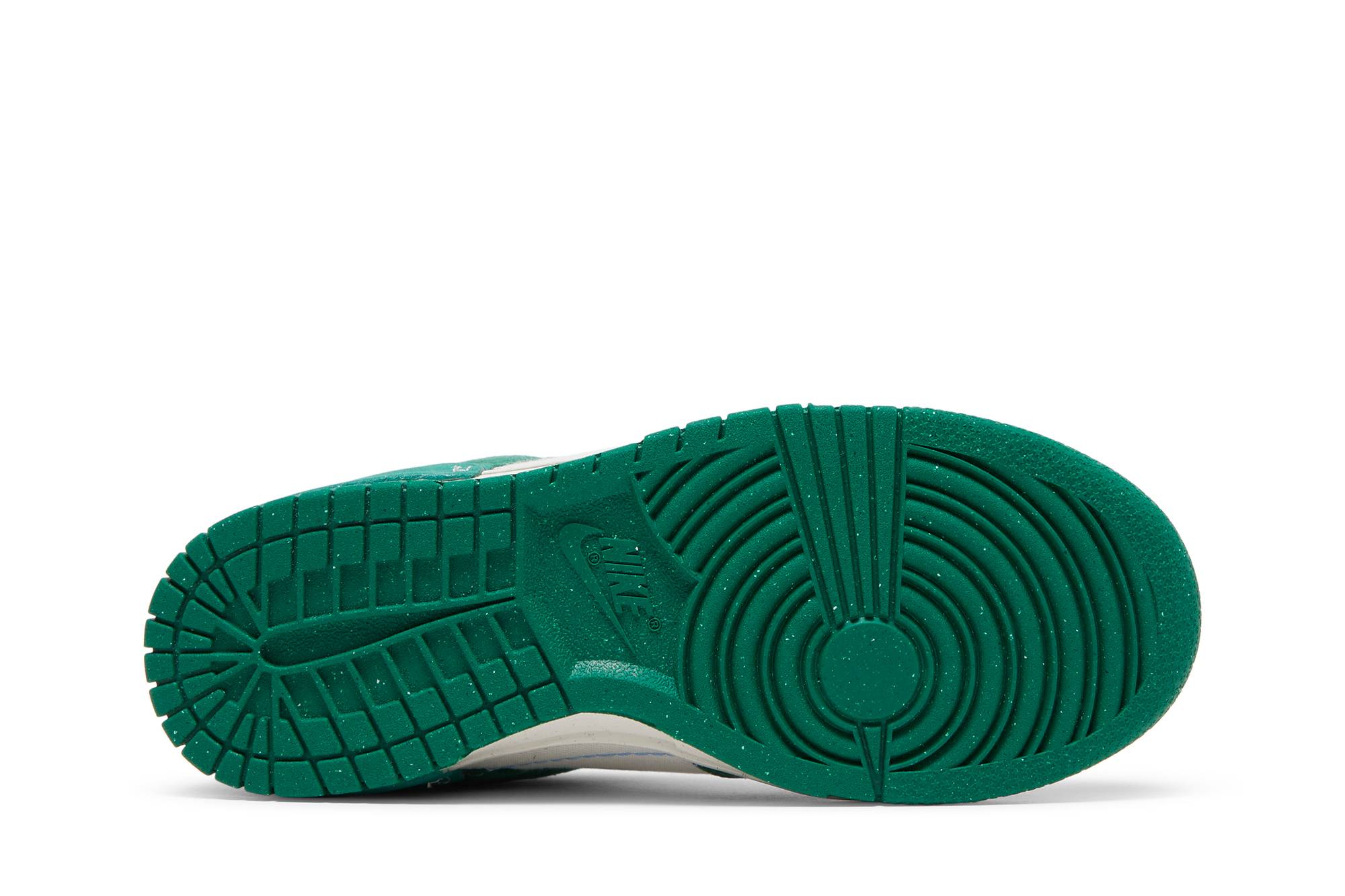 (Women) Nike Dunk Low Disrupt 2 ‘Malachite’ DH4402-001