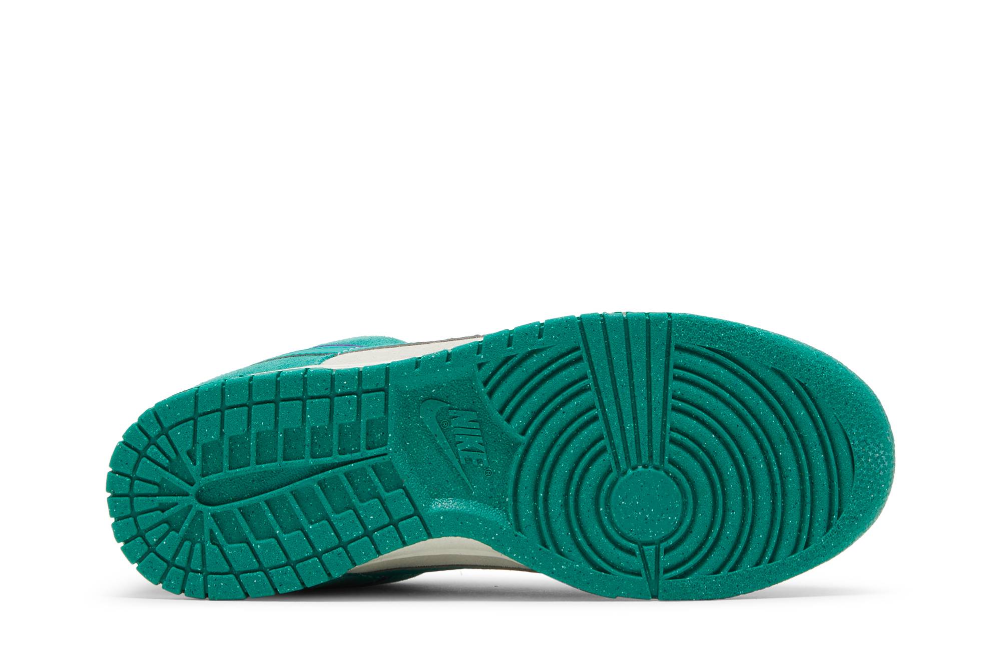 (Women) Nike Dunk Low SE ’85’ DO9457-101