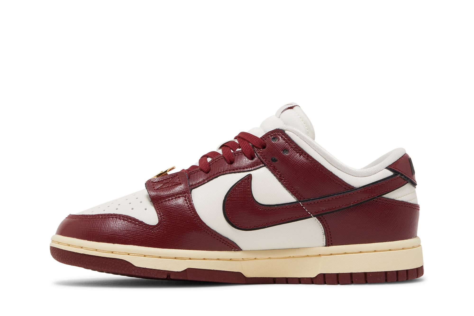 (Women) Nike Dunk Low SE Just Do It – Team Red DV1160-101 Nicesnk