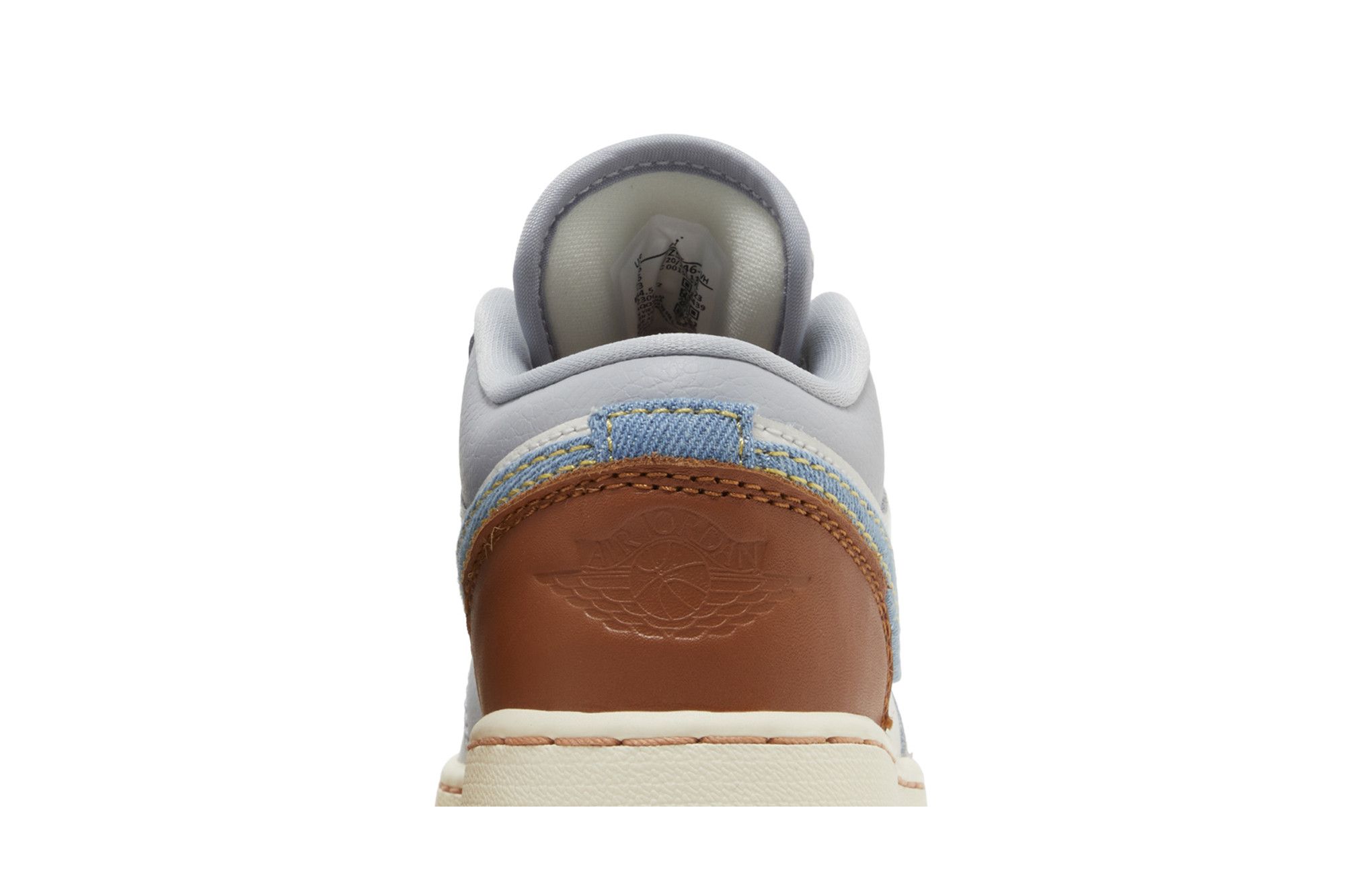 (Youth) Air Jordan 1 Low SE ‘Sashiko’ FZ5046-041