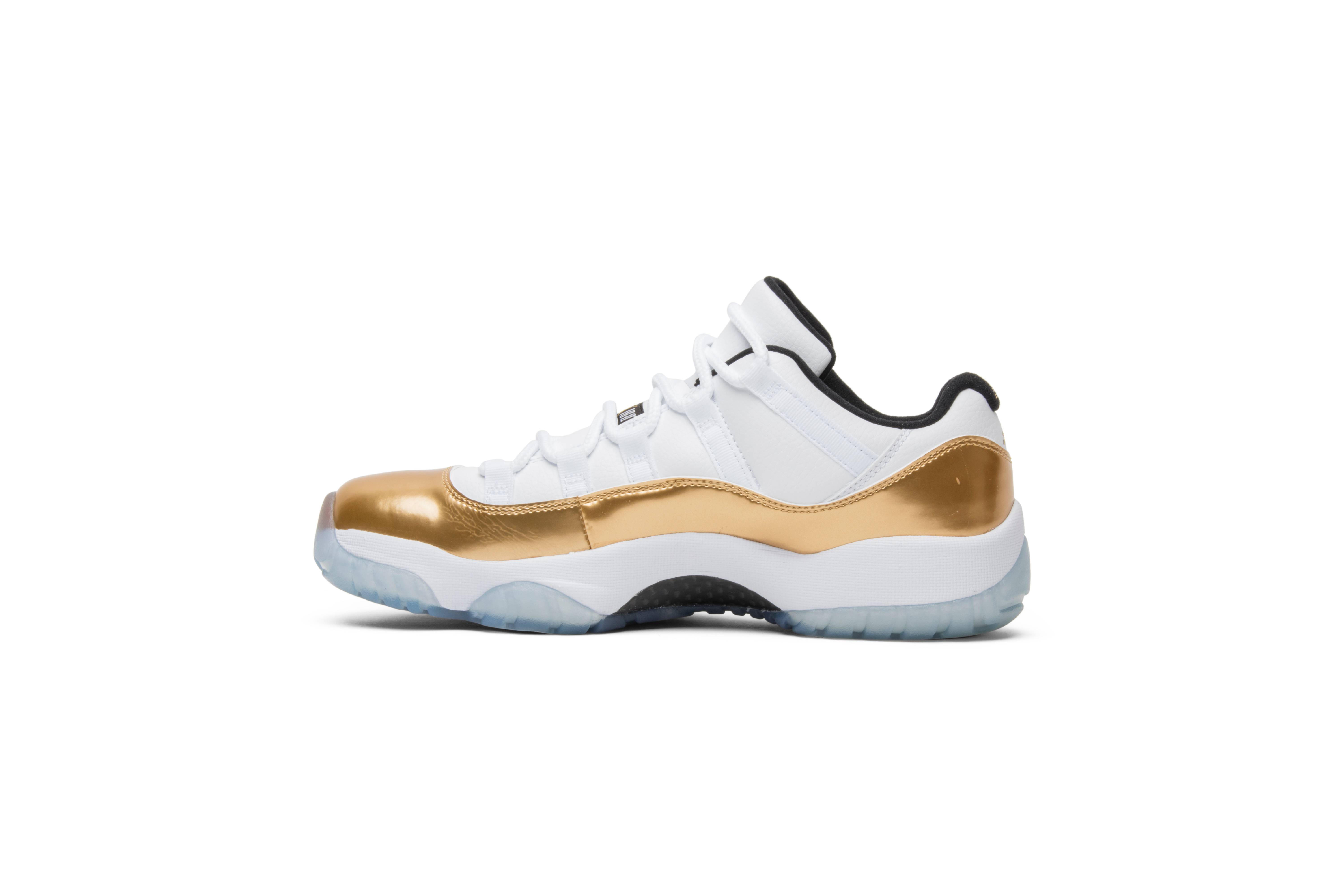 Air Jordan 11 Retro Low ‘Closing Ceremony’ 528895-103