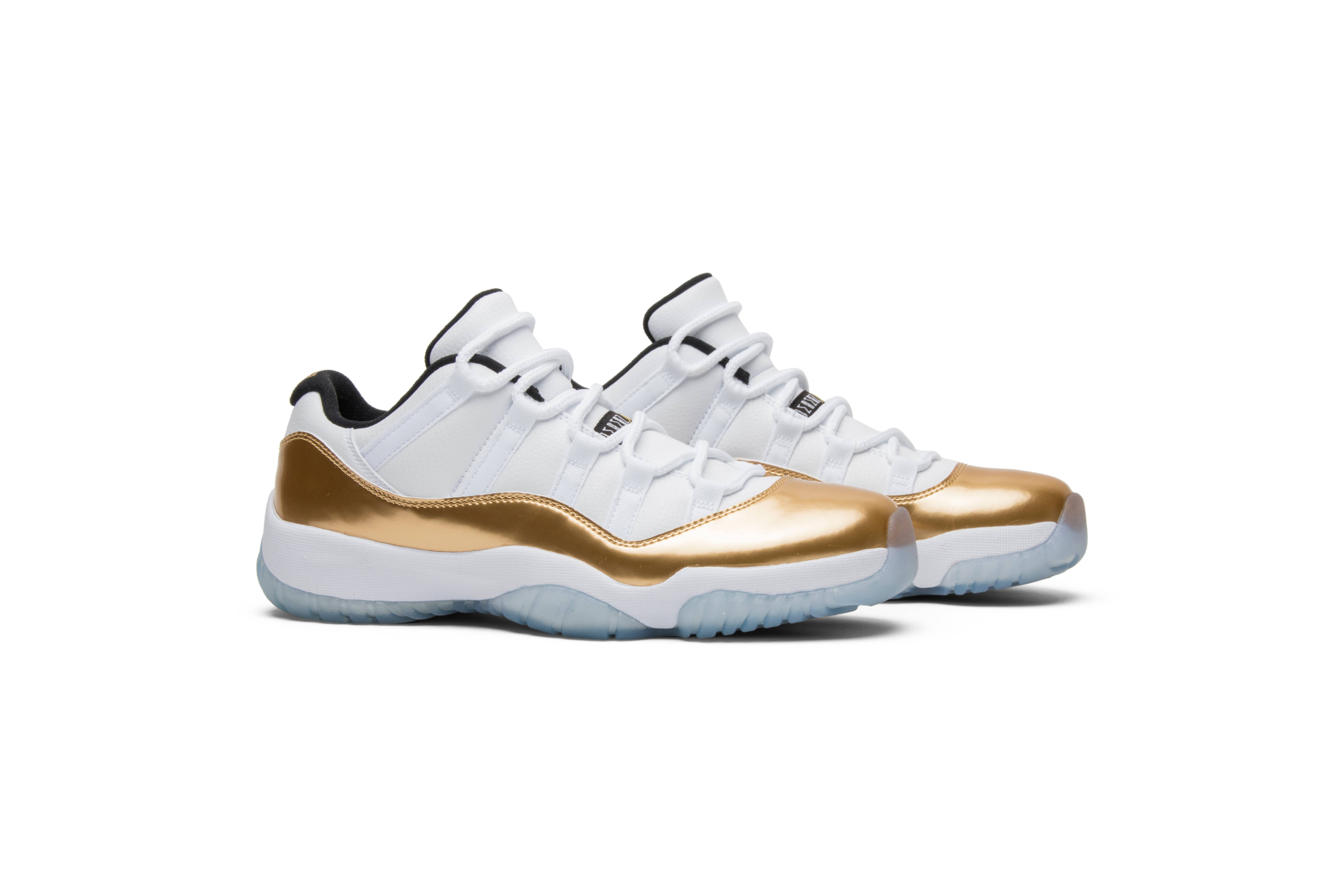 Air Jordan 11 Retro Low ‘Closing Ceremony’ 528895-103