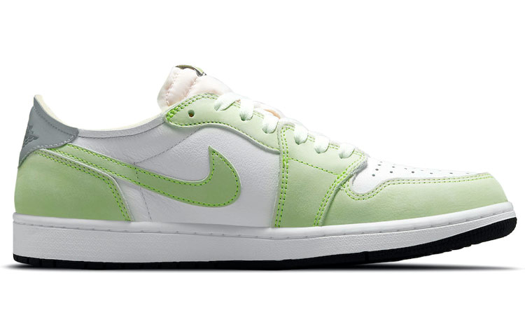 Air Jordan 1 Low OG ‘Ghost Green’ CZ0790-103
