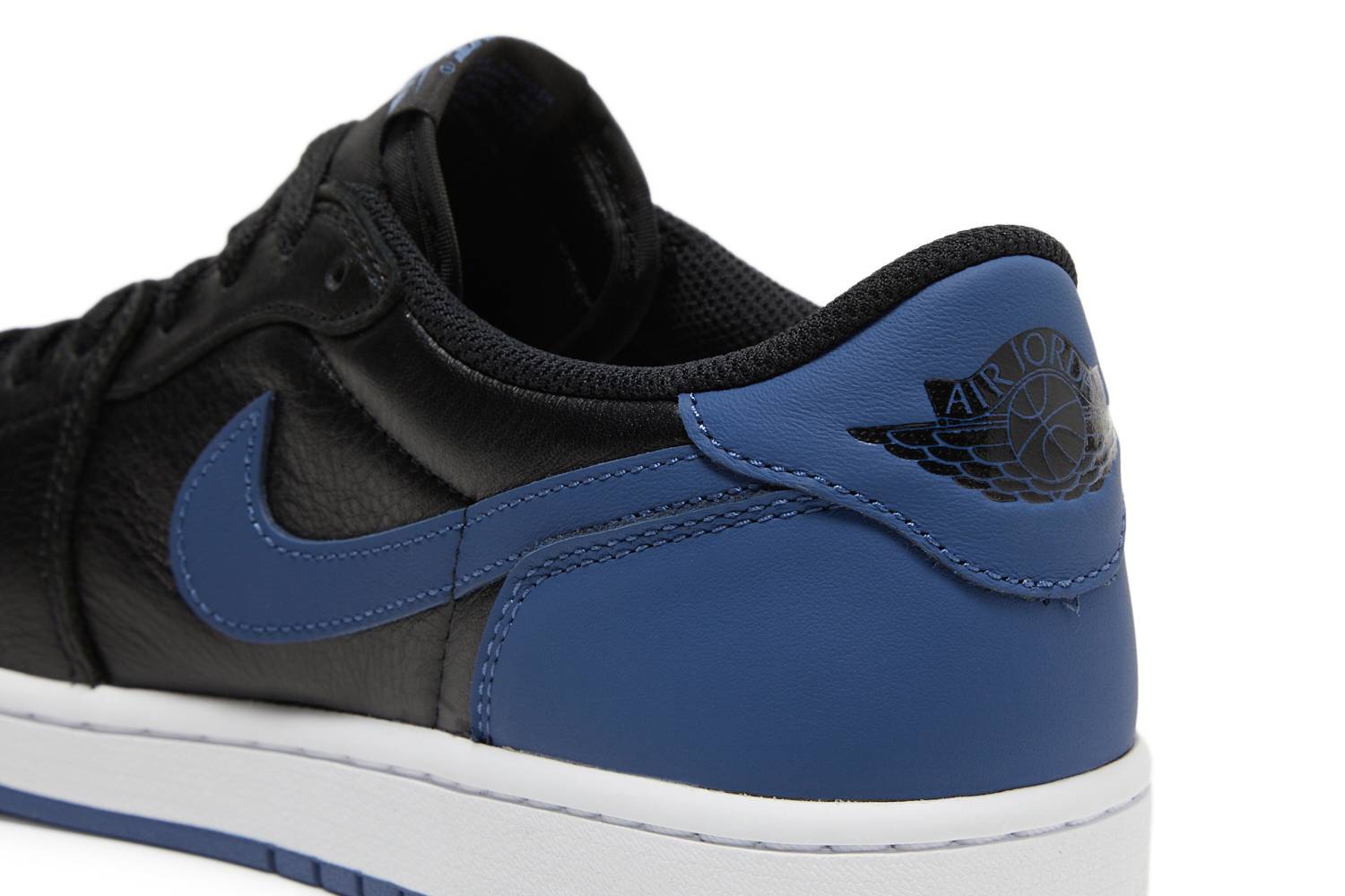 Air Jordan 1 Low OG ‘Mystic Navy’ CZ0790-041