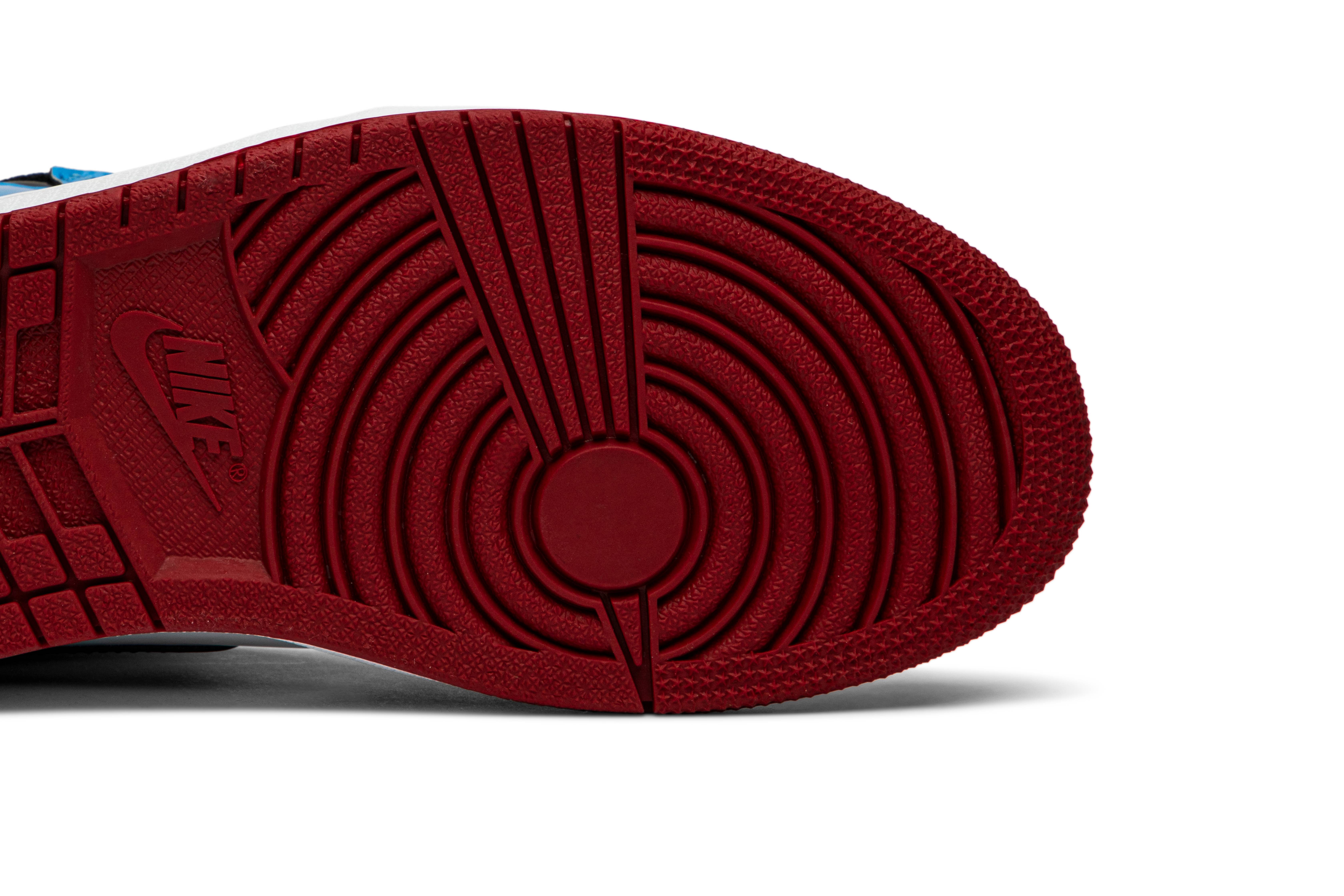 Air Jordan 1 Retro High OG ‘Fearless’ CK5666-100