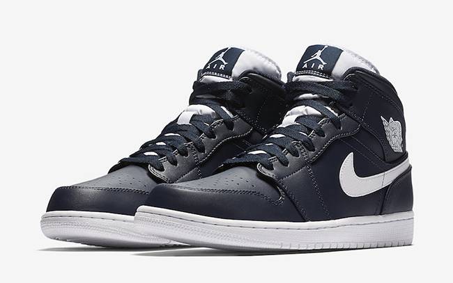 Air Jordan 1 Retro Mid ‘Obsidian White’ 554724-402