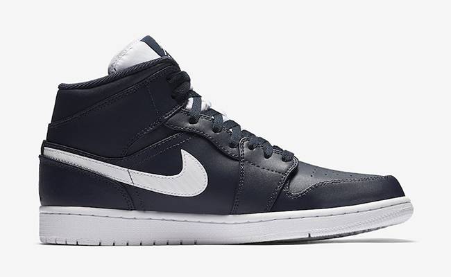 Air Jordan 1 Retro Mid ‘Obsidian White’ 554724-402