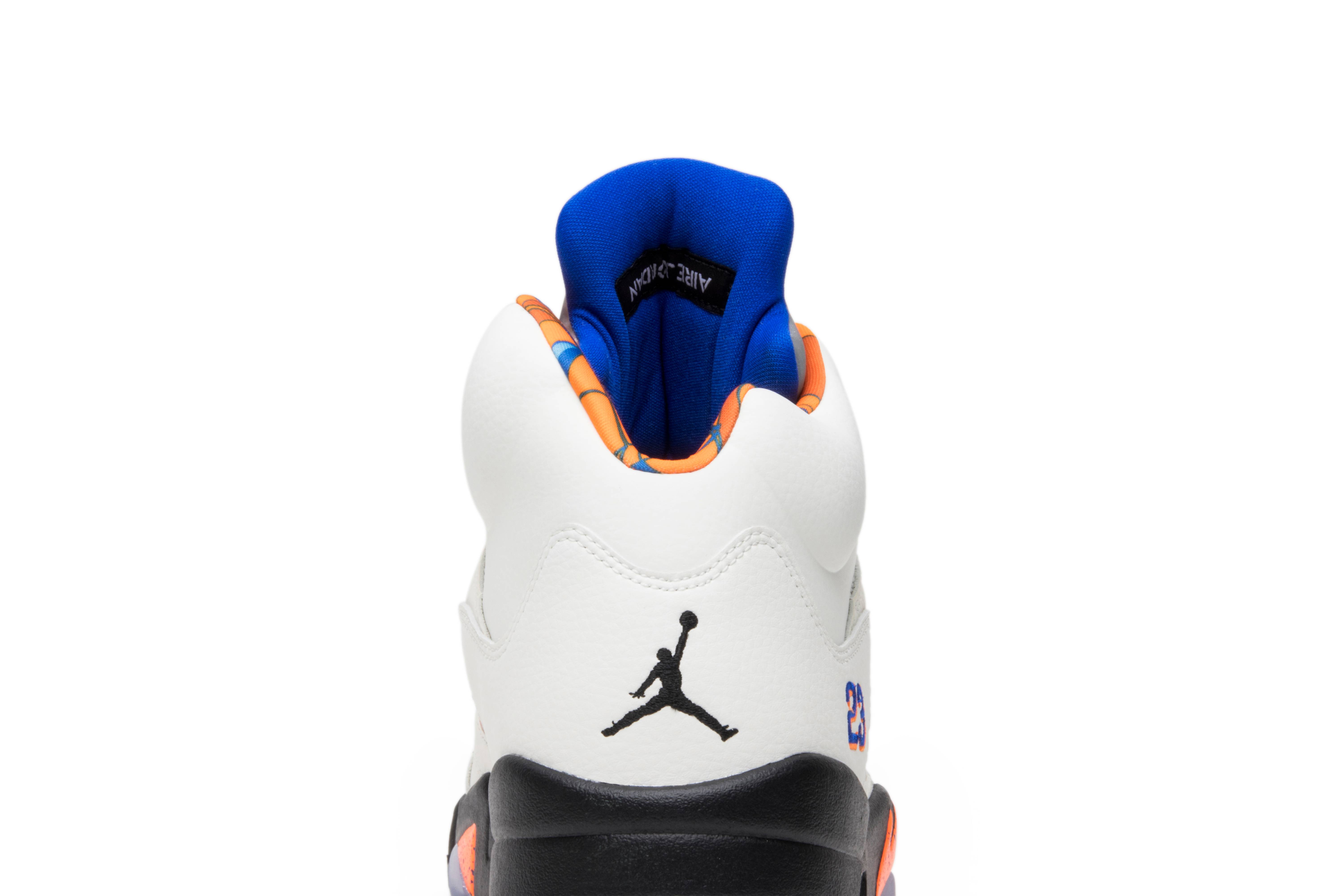 Air Jordan 5 Retro ‘International Flight’ 136027-148