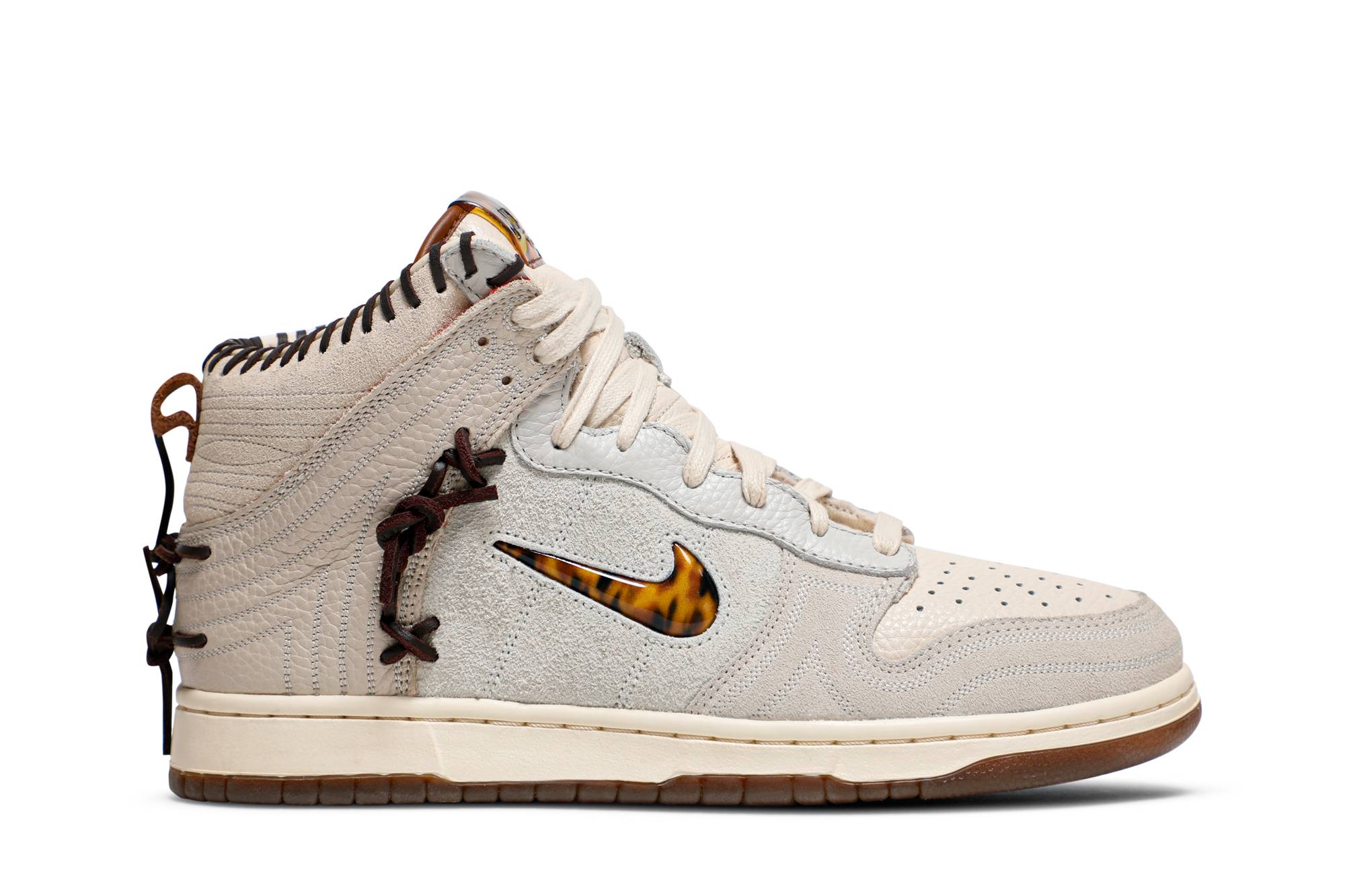 Bodega x Nike Dunk High ‘Friends & Family’ CZ8125-100