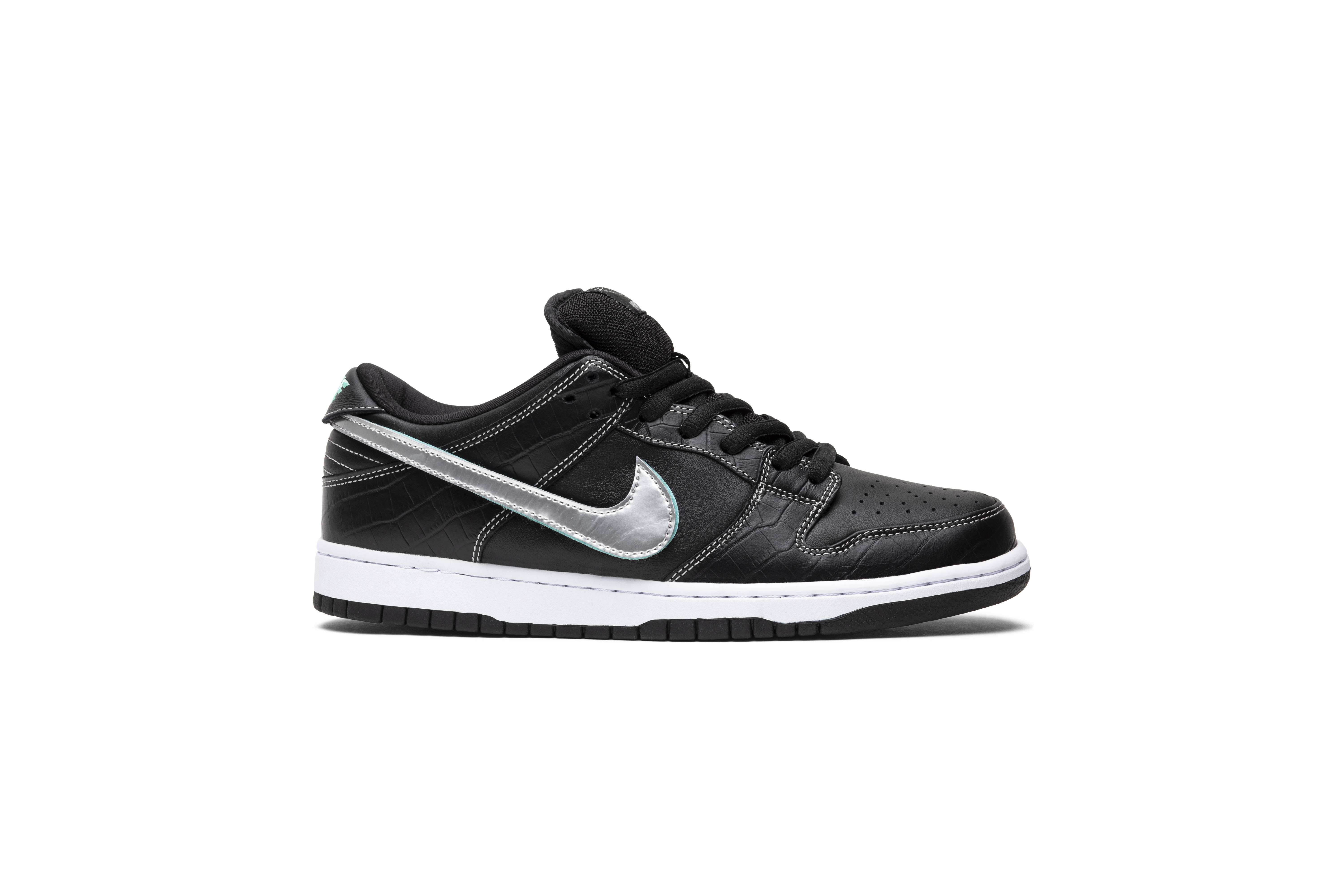 diamond S*pply co. x nike sb dunk low pro ‘black diamond’ bv1310-001