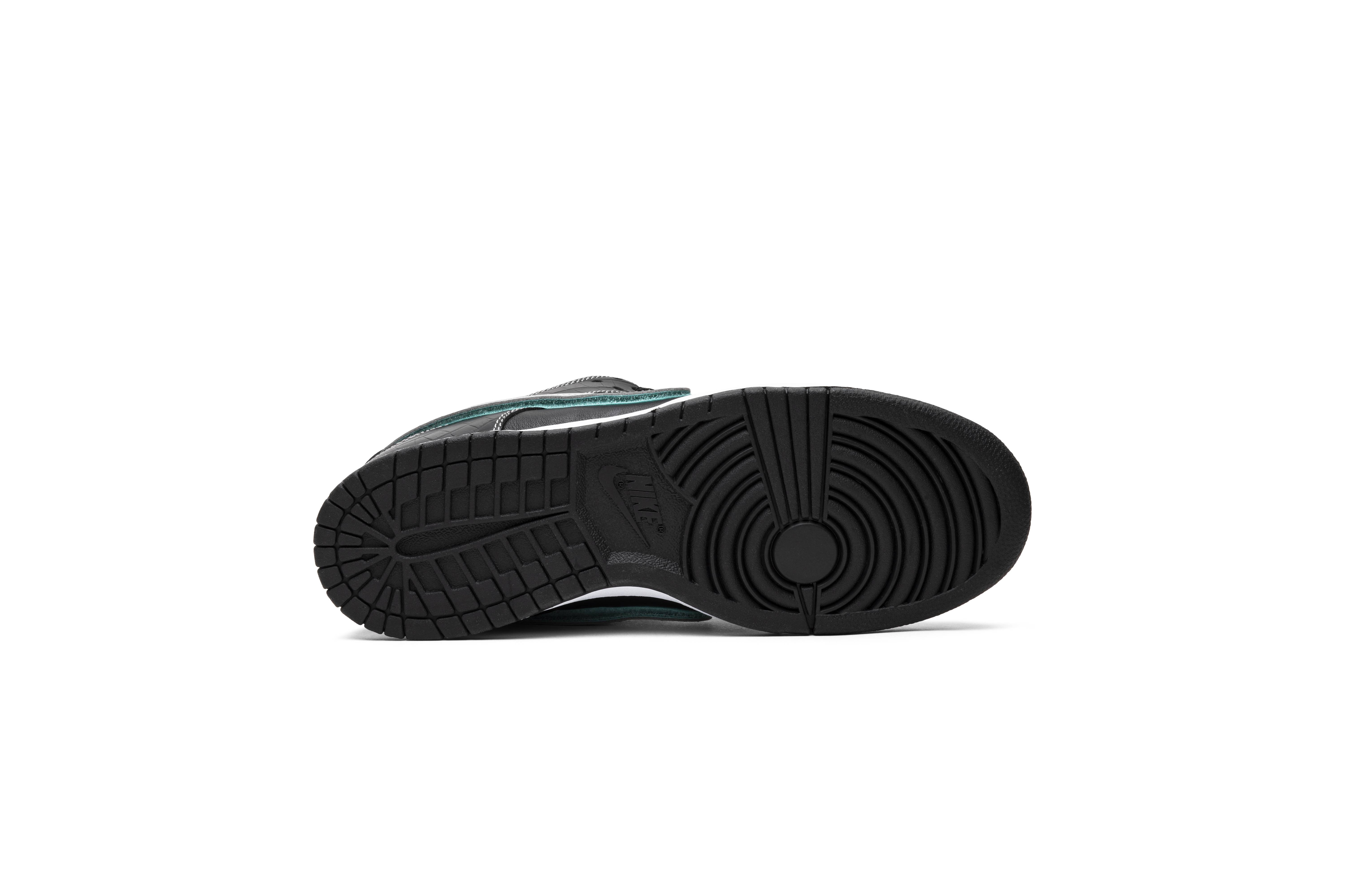 diamond S*pply co. x nike sb dunk low pro ‘black diamond’ bv1310-001