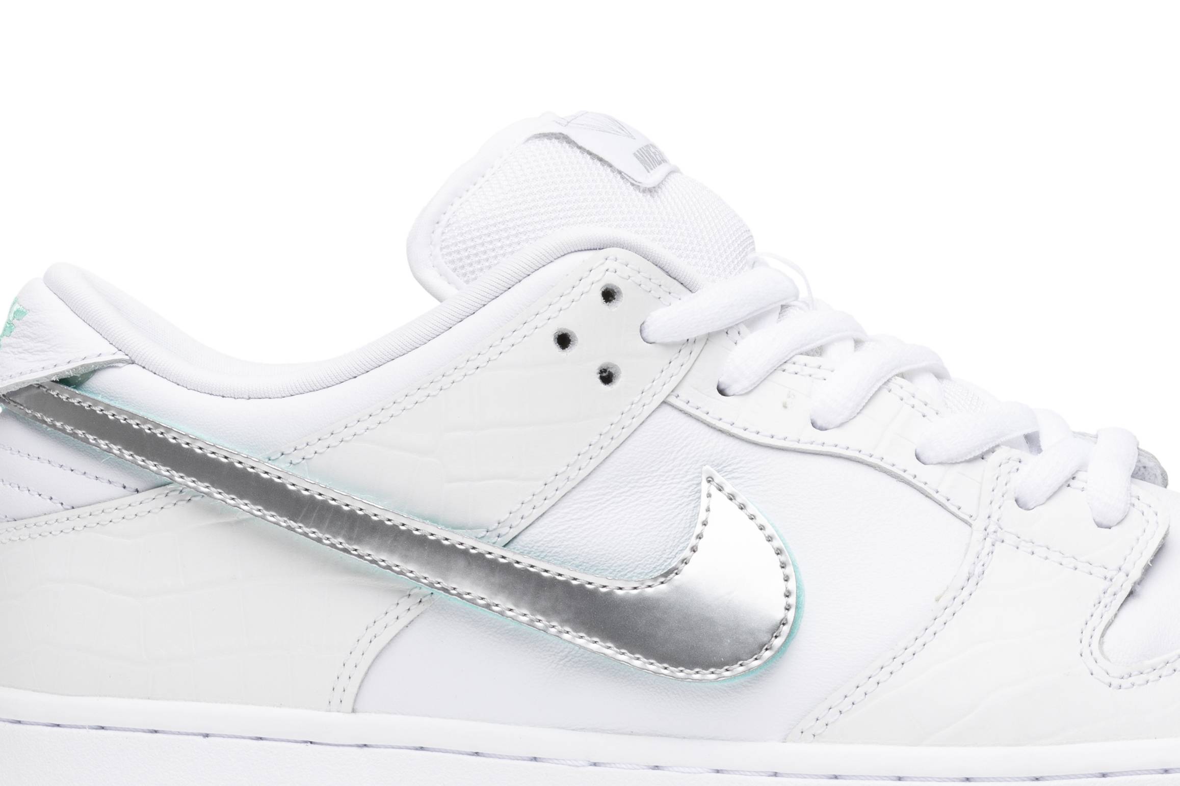diamond S*pply co. x nike sb dunk low pro white diamond bv1310-100 nicesnk