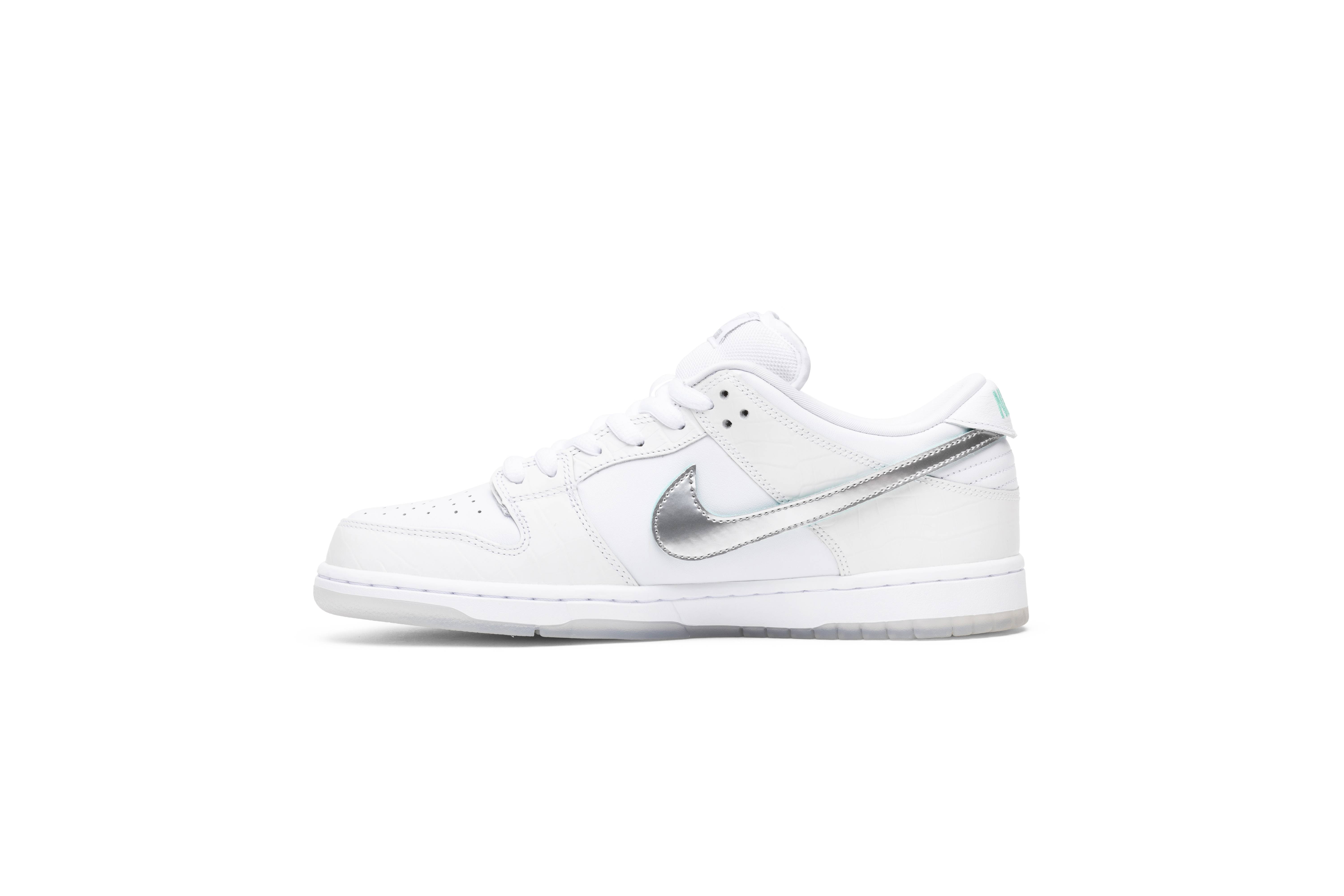 diamond S*pply co. x nike sb dunk low pro white diamond bv1310-100 nicesnk