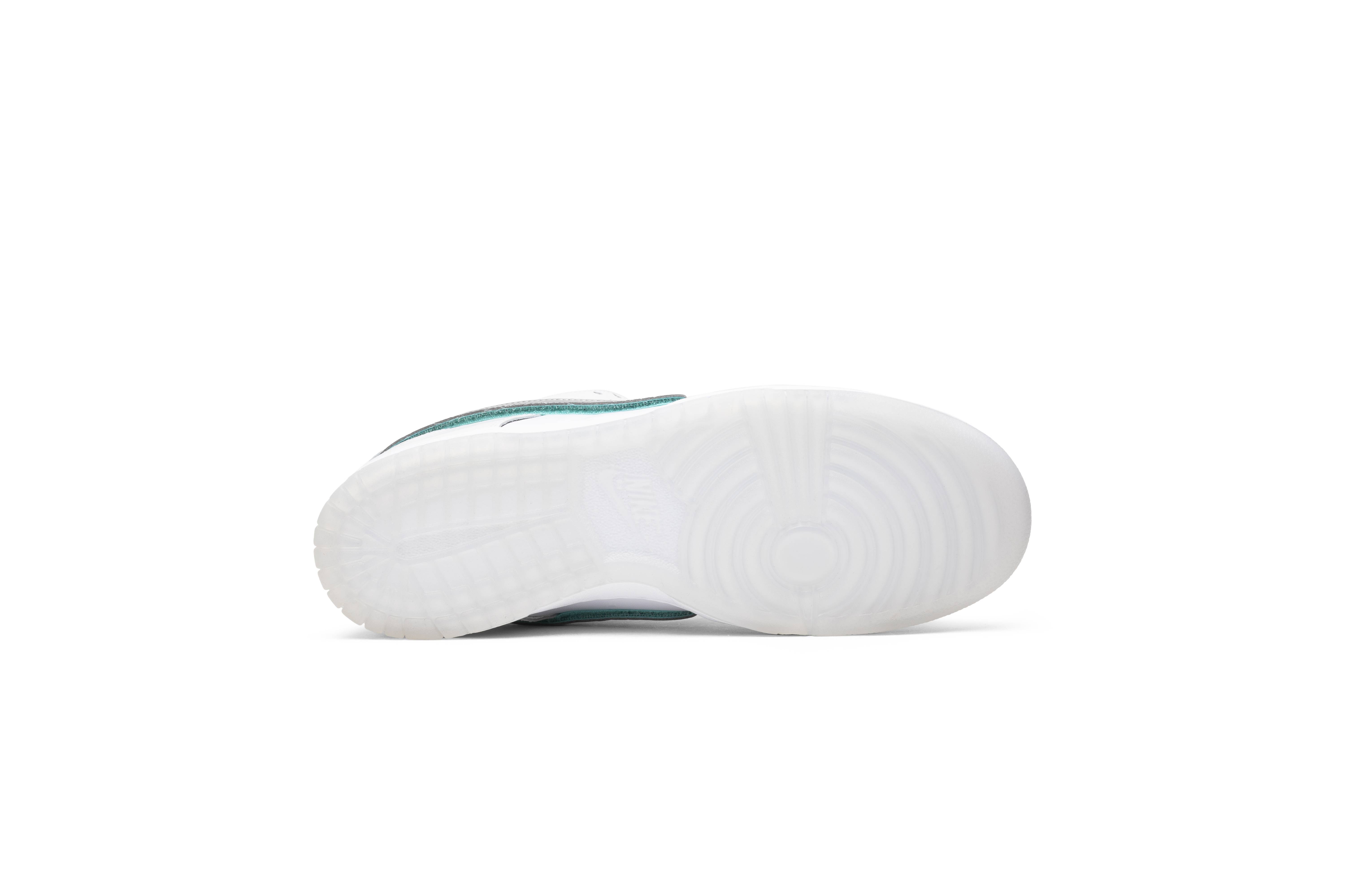 diamond S*pply co. x nike sb dunk low pro white diamond bv1310-100 nicesnk