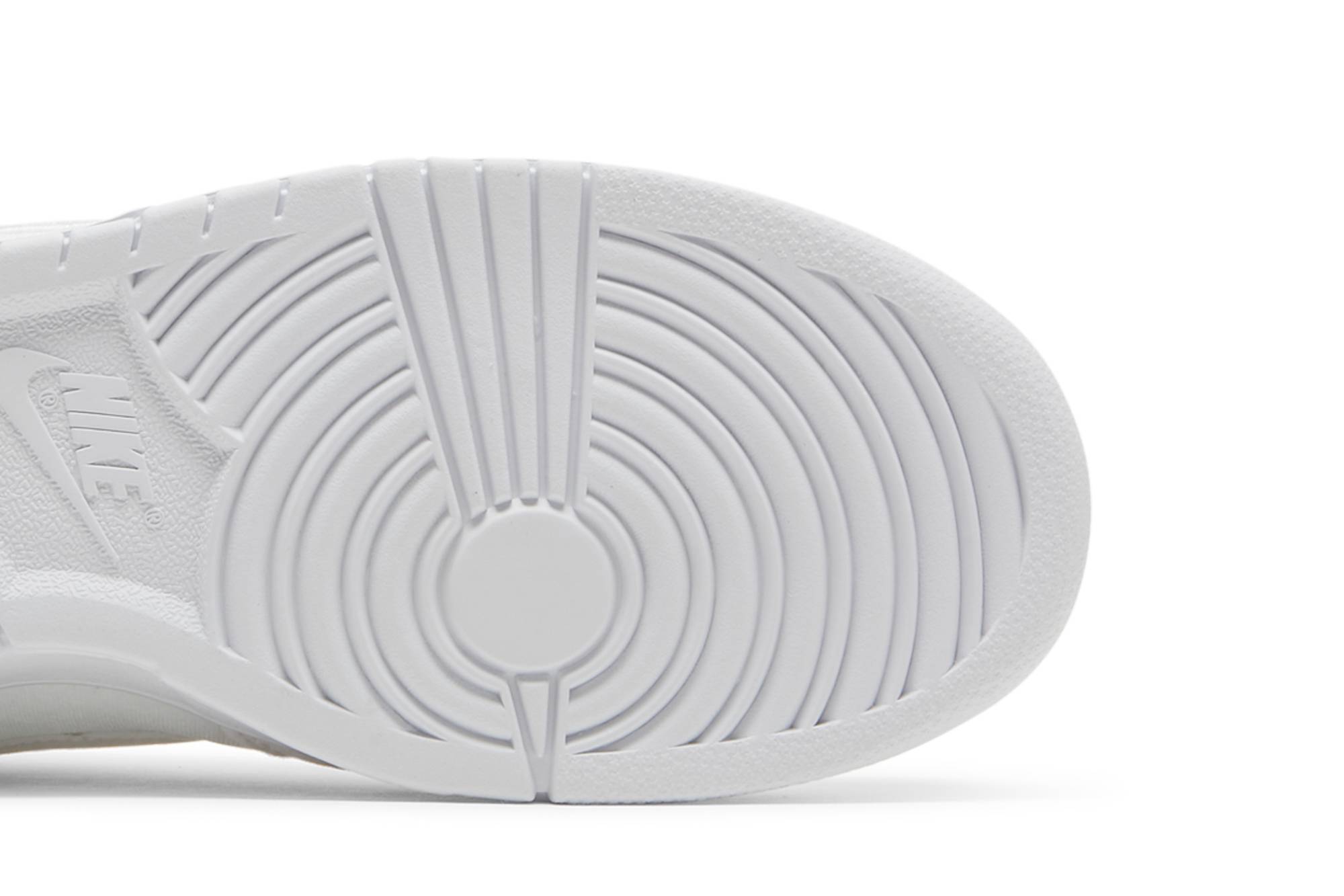 Dover Street Market x Nike Dunk Low ‘Triple White’ DH2686-100