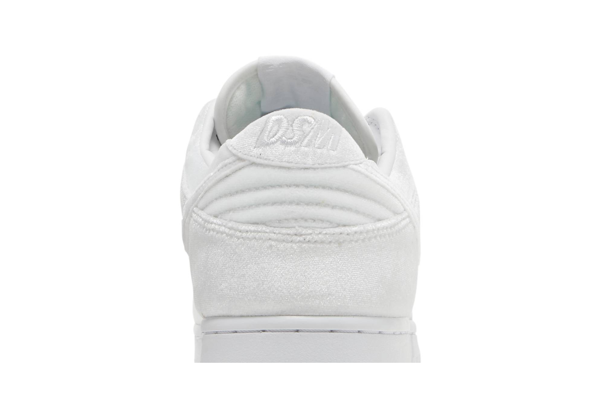 Dover Street Market x Nike Dunk Low ‘Triple White’ DH2686-100