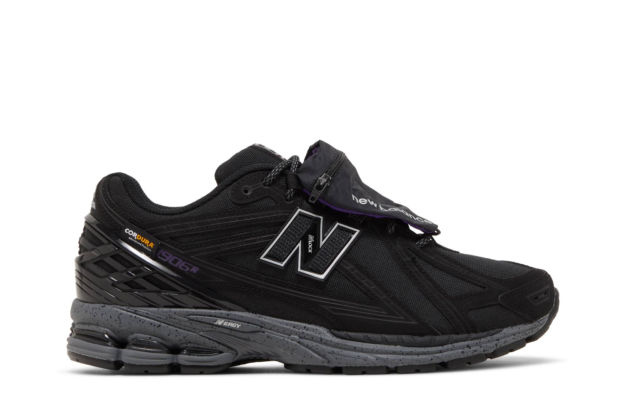 New Balance 1906R Cordura Pouch – Black M1906ROC Nicesnk