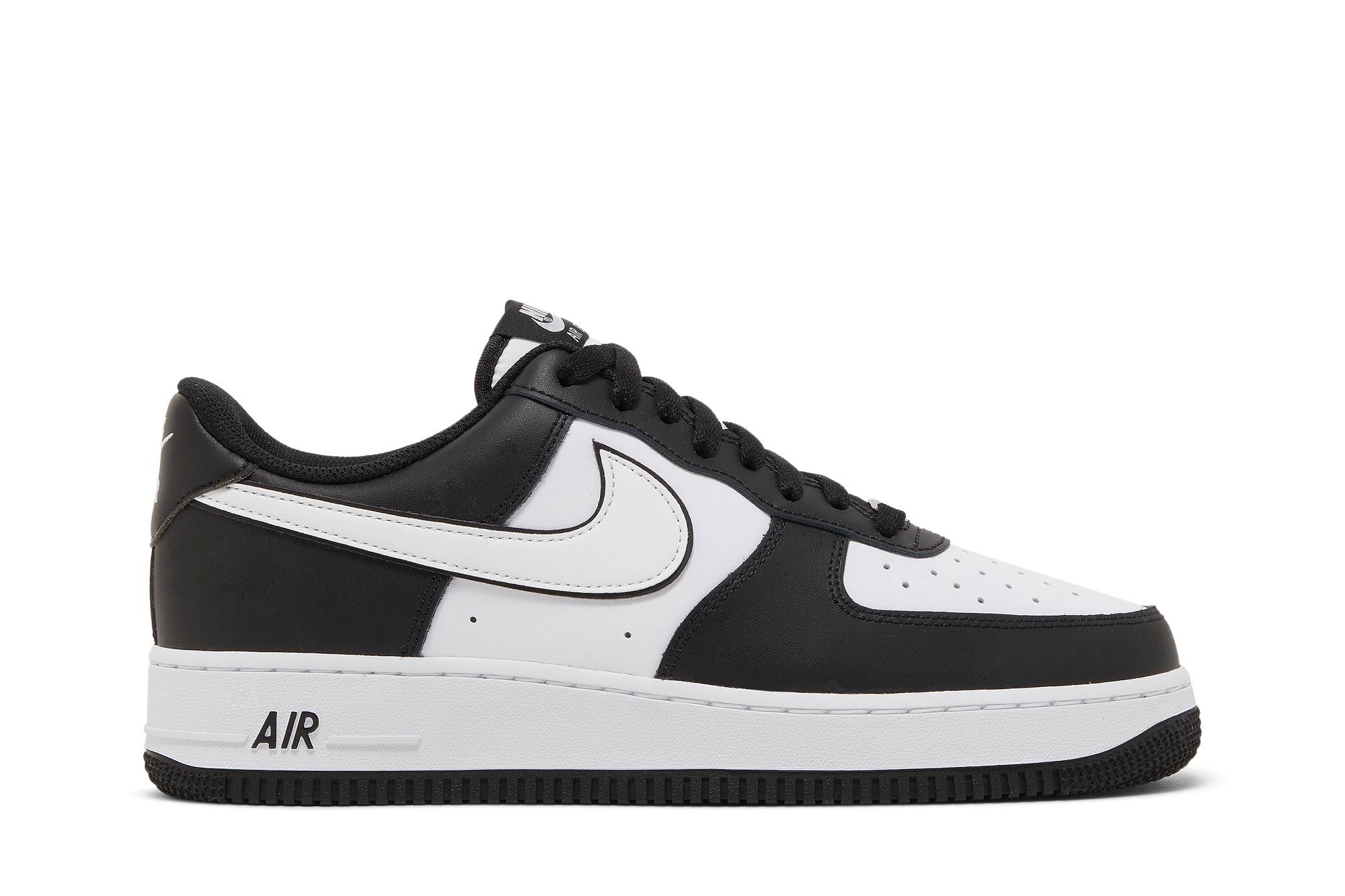 Nike Air Force 1 ’07 ‘Panda’ DV0788-001