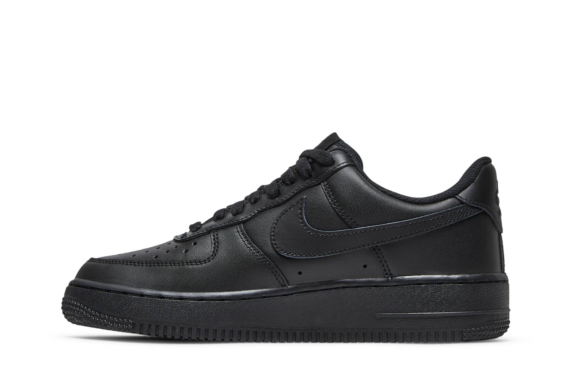 (Women) Nike Air Force 1 ’07 ‘Triple Black’ DD8959-001