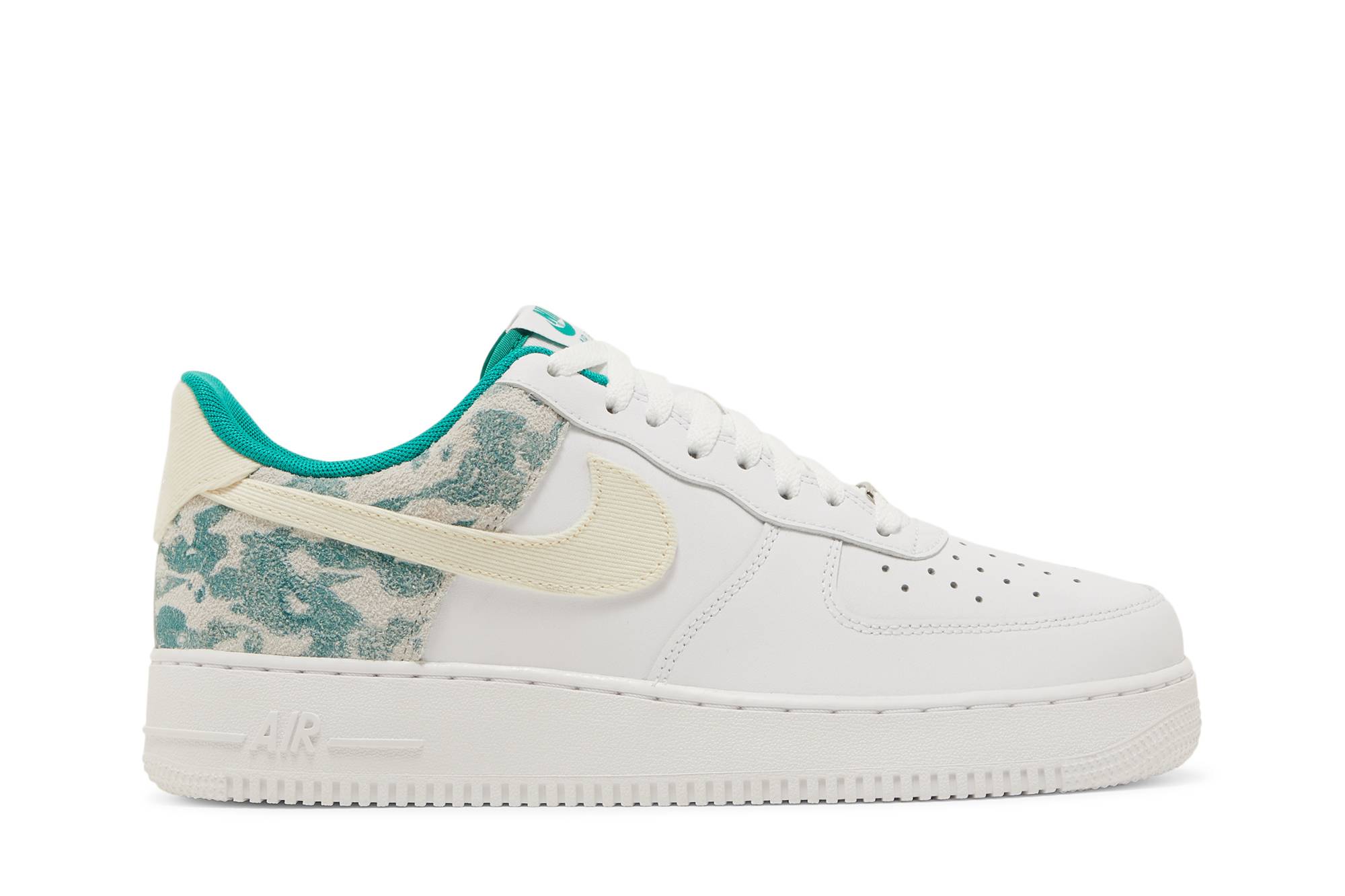 Nike Air Force 1 07 LV8 Neptune Green Camo DX3365-100 Nicesnk