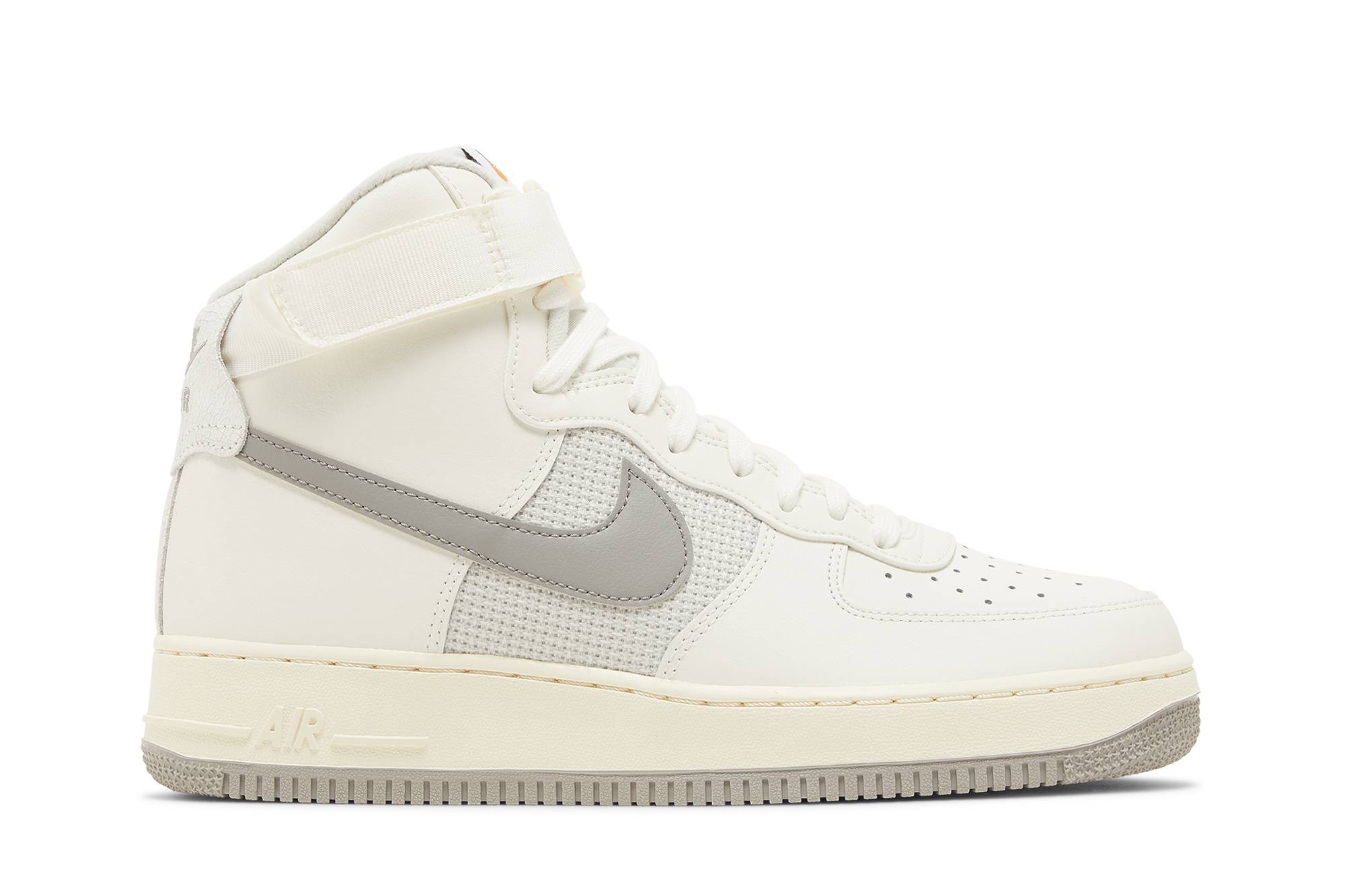 Nike Air Force 1 High Vintage ‘Sail’ DM0209-100