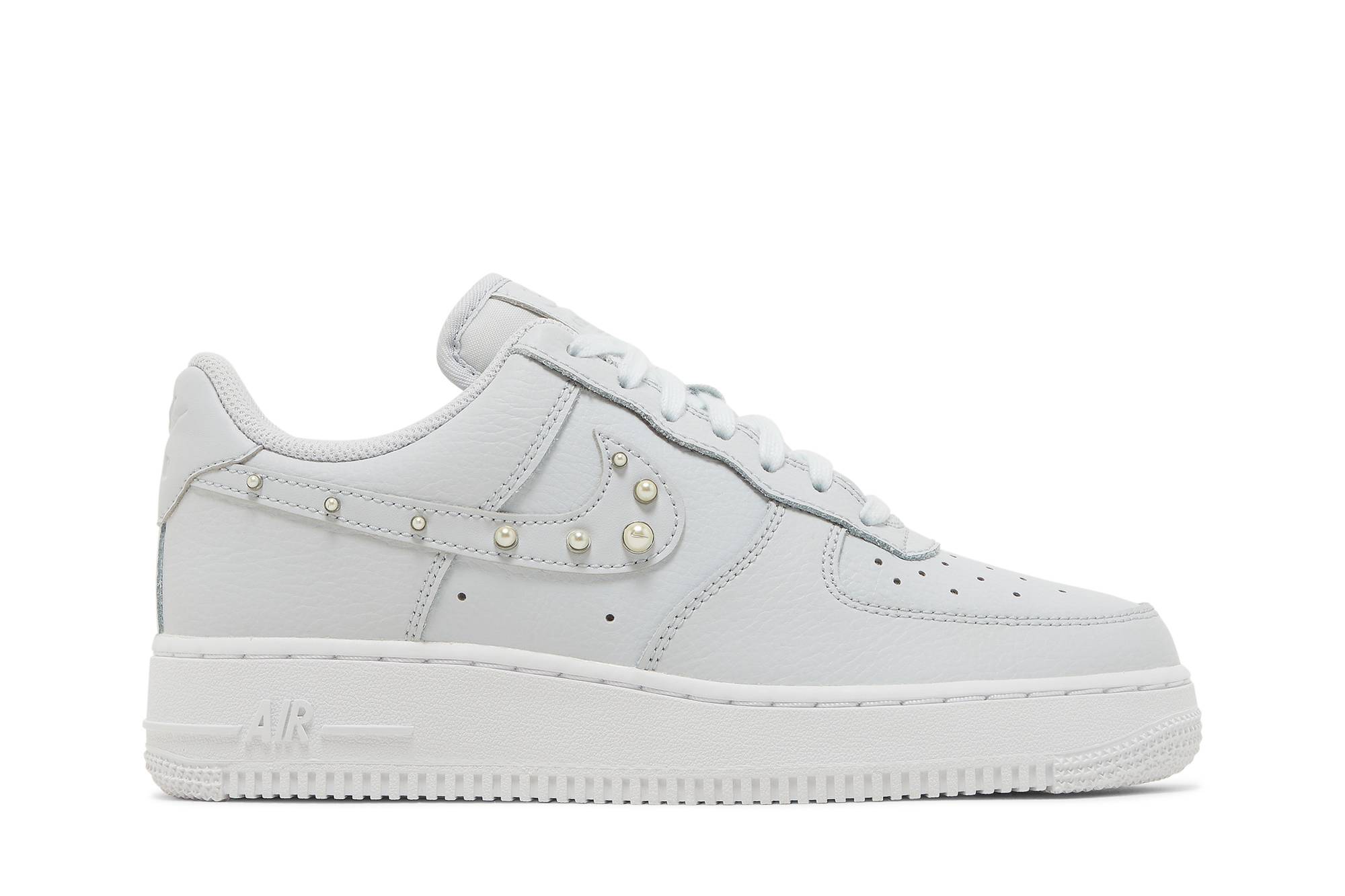 (Women) Nike Air Force 1 Low ‘Pearl Swoosh’ DV3810-001