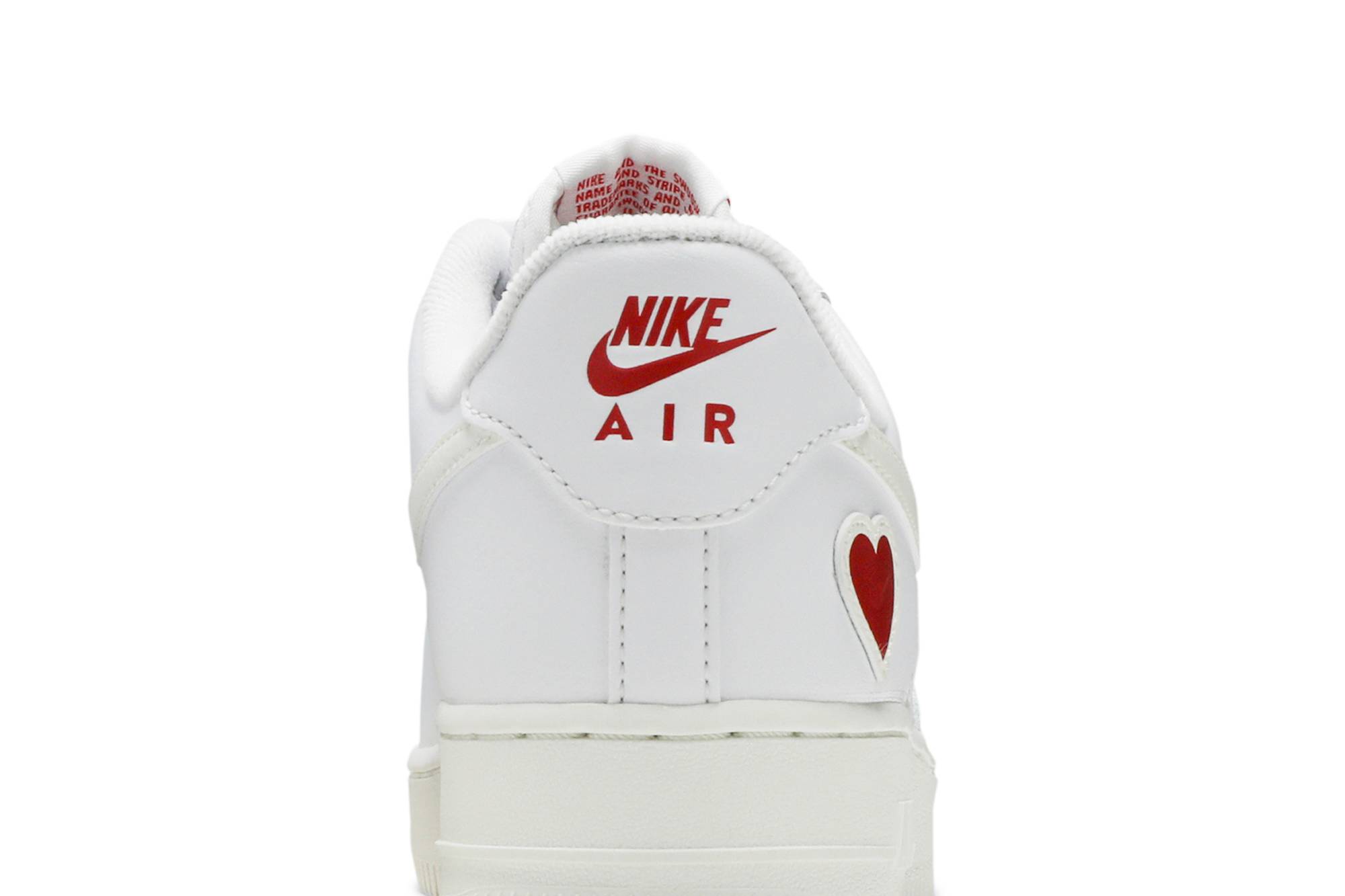 Nike Air Force 1 Low ‘Valentine’s Day’ DD7117-100