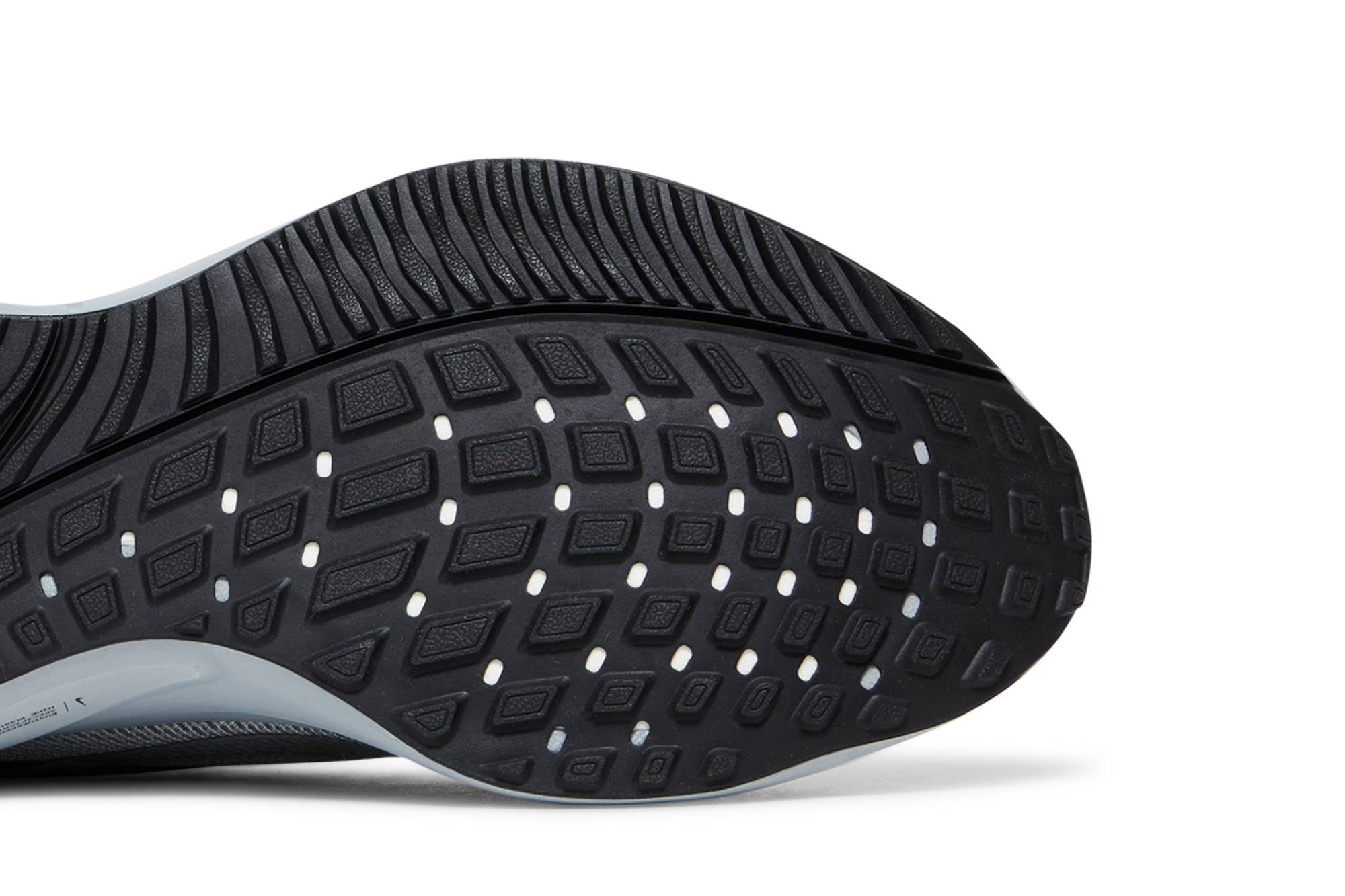 Nike Air Zoom Vomero 16 Black Metallic Silver DA7245-003 Nicesnk