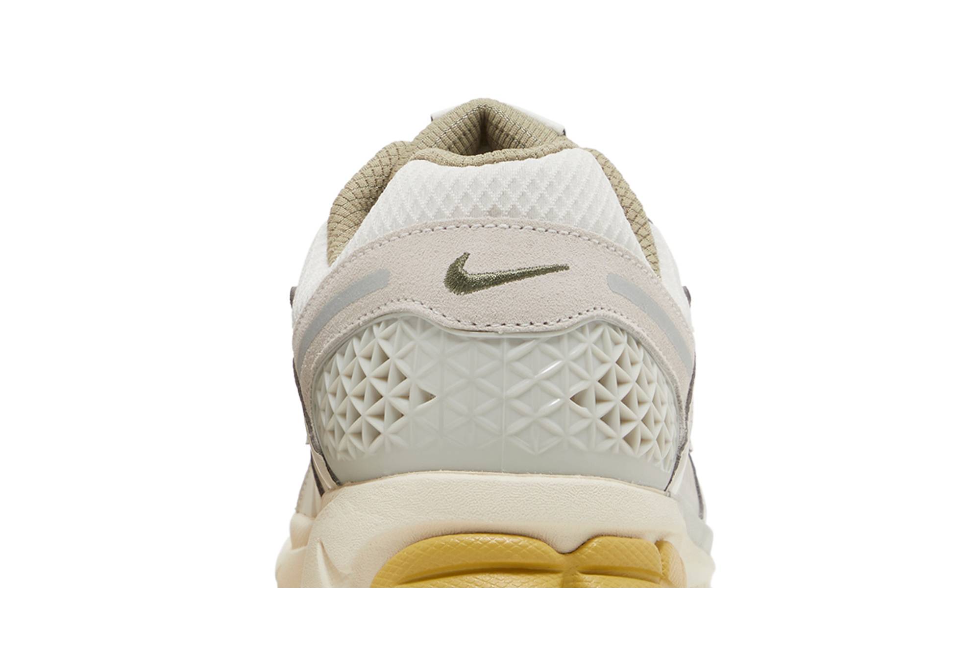 Nike Air Zoom Vomero 5 Light Bone Medium Olive FV0397-001 Nicesnk
