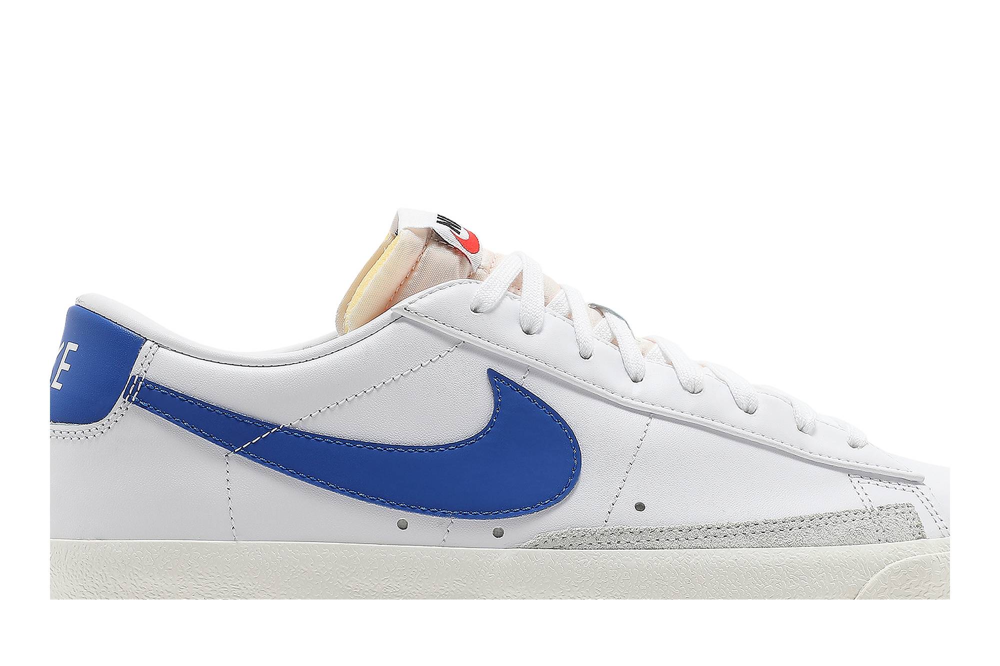 Nike Blazer Low ’77 Vintage ‘White Hyper Royal’ DA6364-103