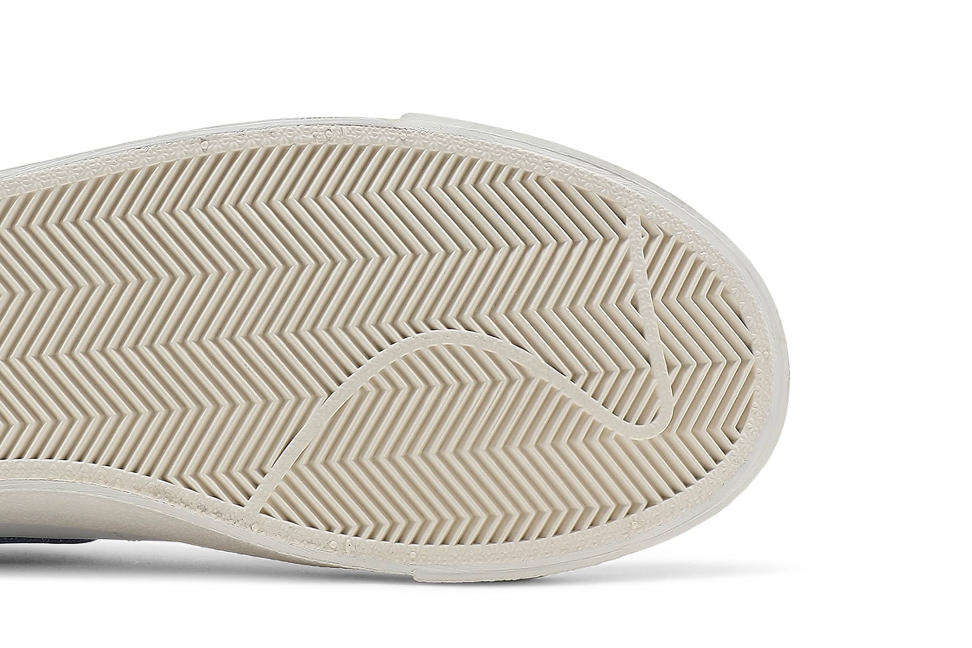 Nike Blazer Low ’77 Vintage ‘White Hyper Royal’ DA6364-103