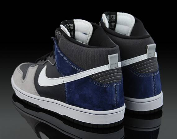 Nike Dunk High Pro SB Un-Futuras 305050-015 Nicesnk