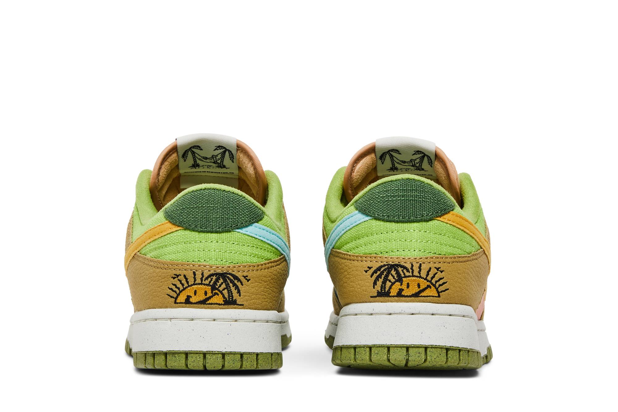 Nike Dunk Low SE ‘Sun Club’ DM0583-800
