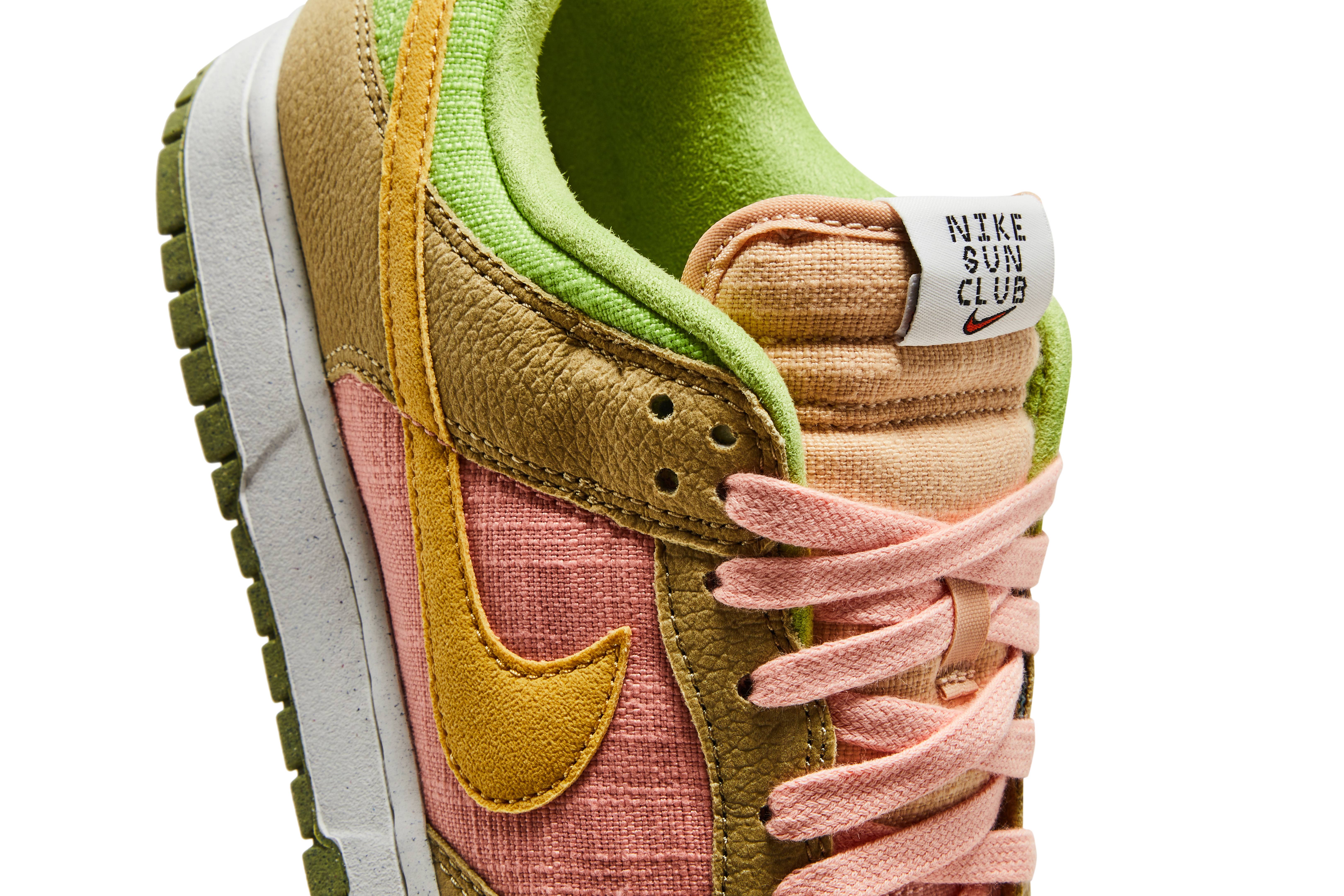 Nike Dunk Low SE ‘Sun Club’ DM0583-800