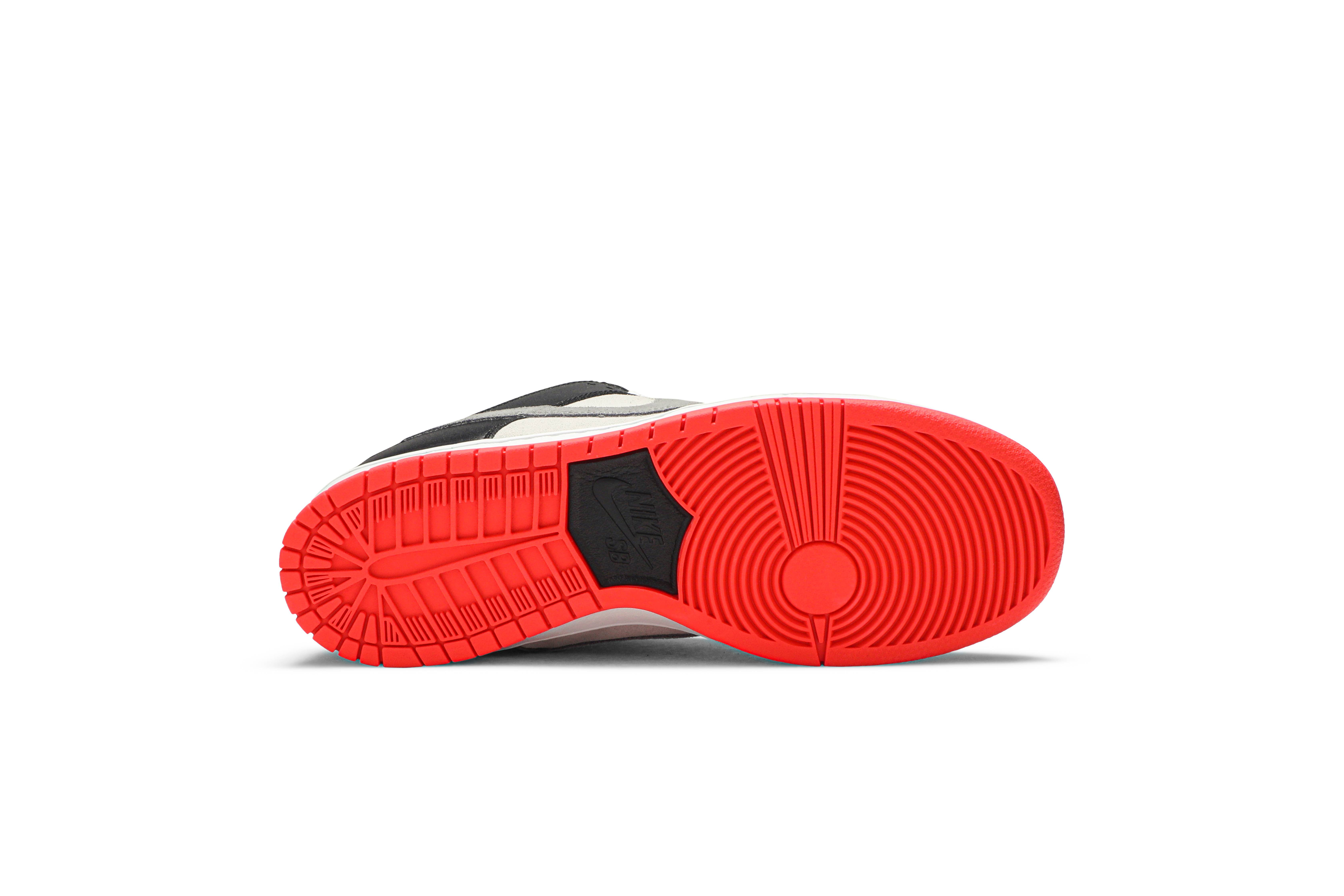 Nike SB Dunk Low ‘AM90 Infrared’ [also worn by Jay Chou] CD2563-004